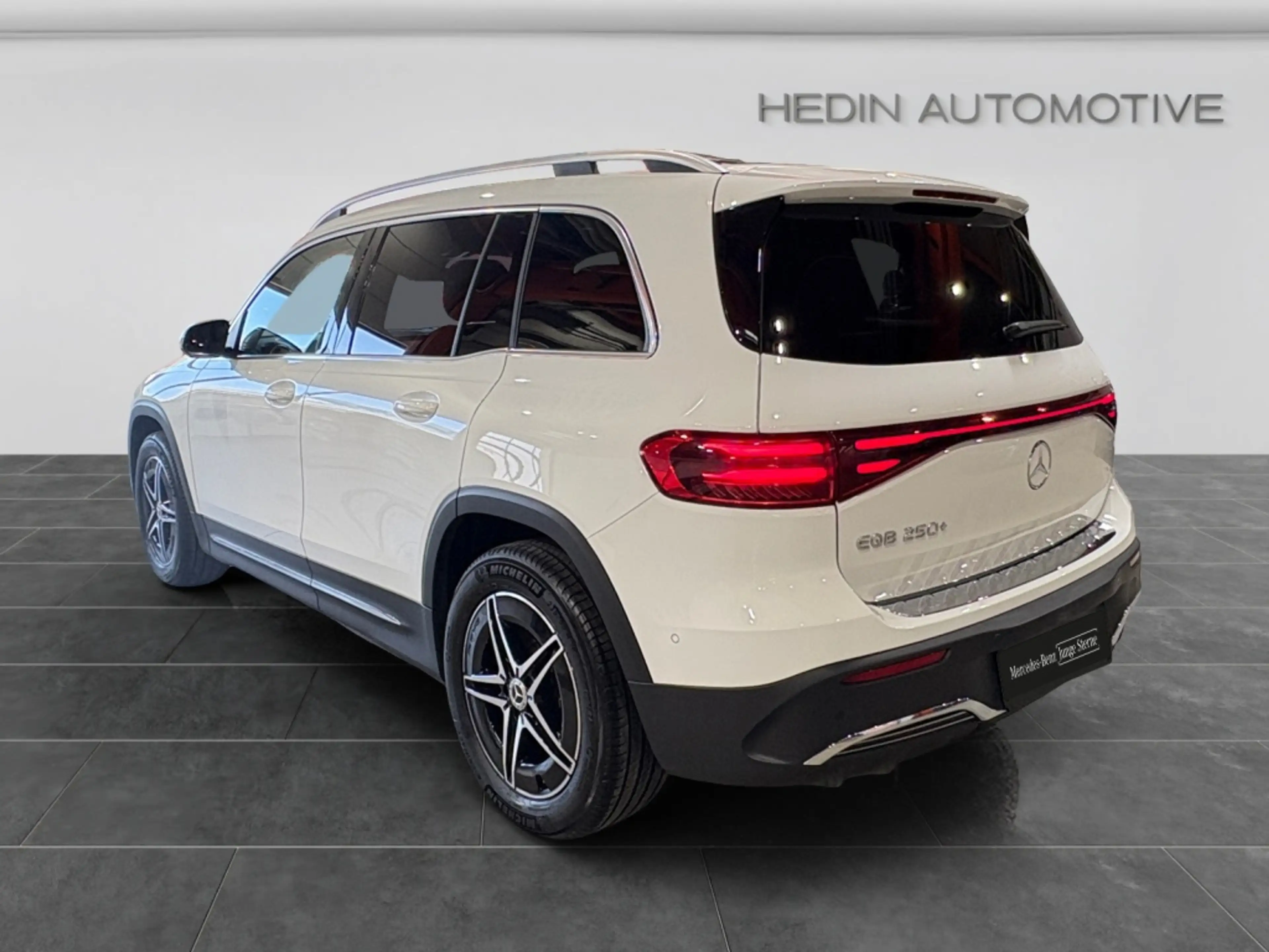 Mercedes-Benz EQB 250 + AMG|360°|TOTW|CarPlay|EASYP|SOUND|AMBI — photo 5