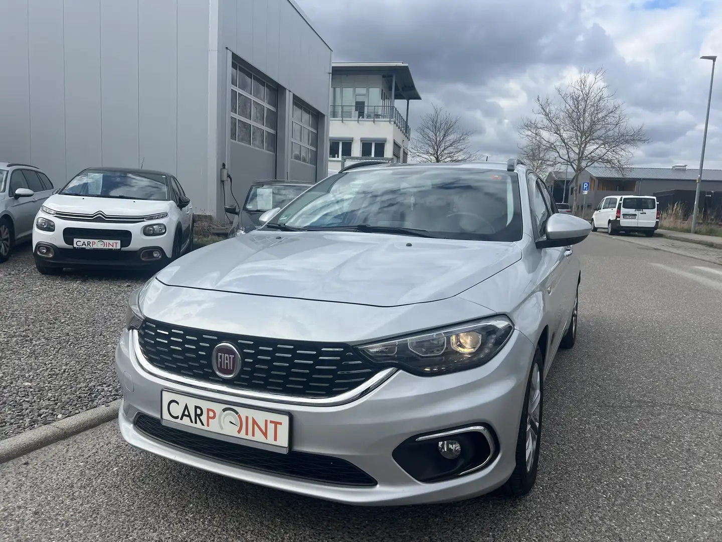 Fiat Tipo *1.Hand*Euro6*Navi*ALU*TOP FAHRZEUG* Argent - 2