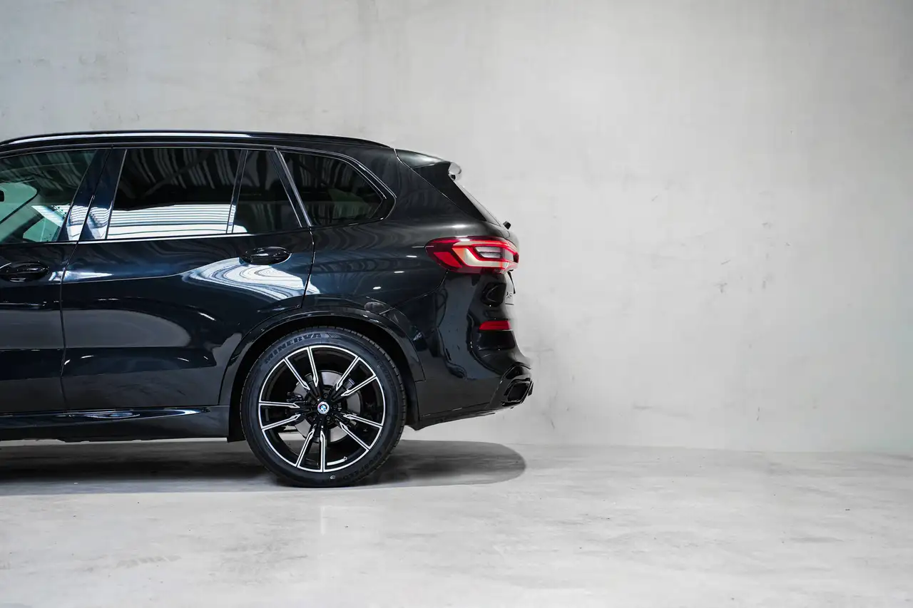 BMW X5 45e 🎁 SUMMER DEAL 🎁 FULL OPTION PACK M 50e ANNIVERSAIRE 22' M PERF, миниатюра 18
