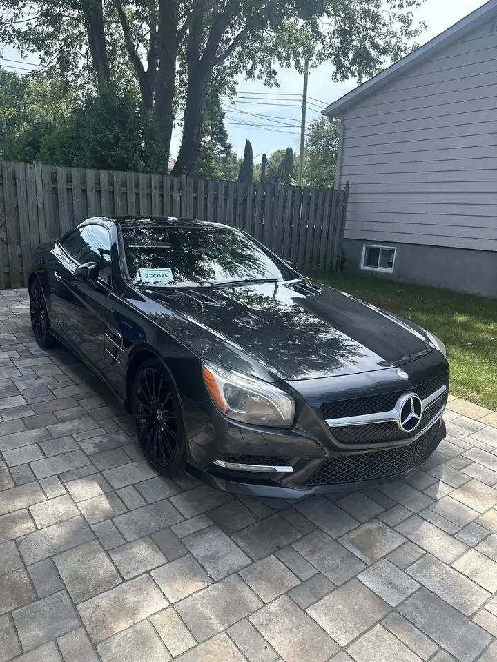 Mercedes-Benz SL снимка Mercedes-Benz SL