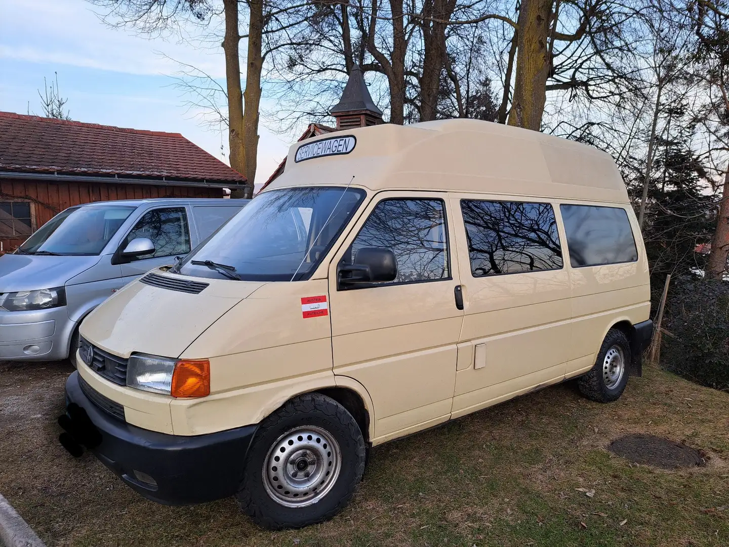 Volkswagen T4 Kombi 3-3-3 2,5 TDI Beige - 2
