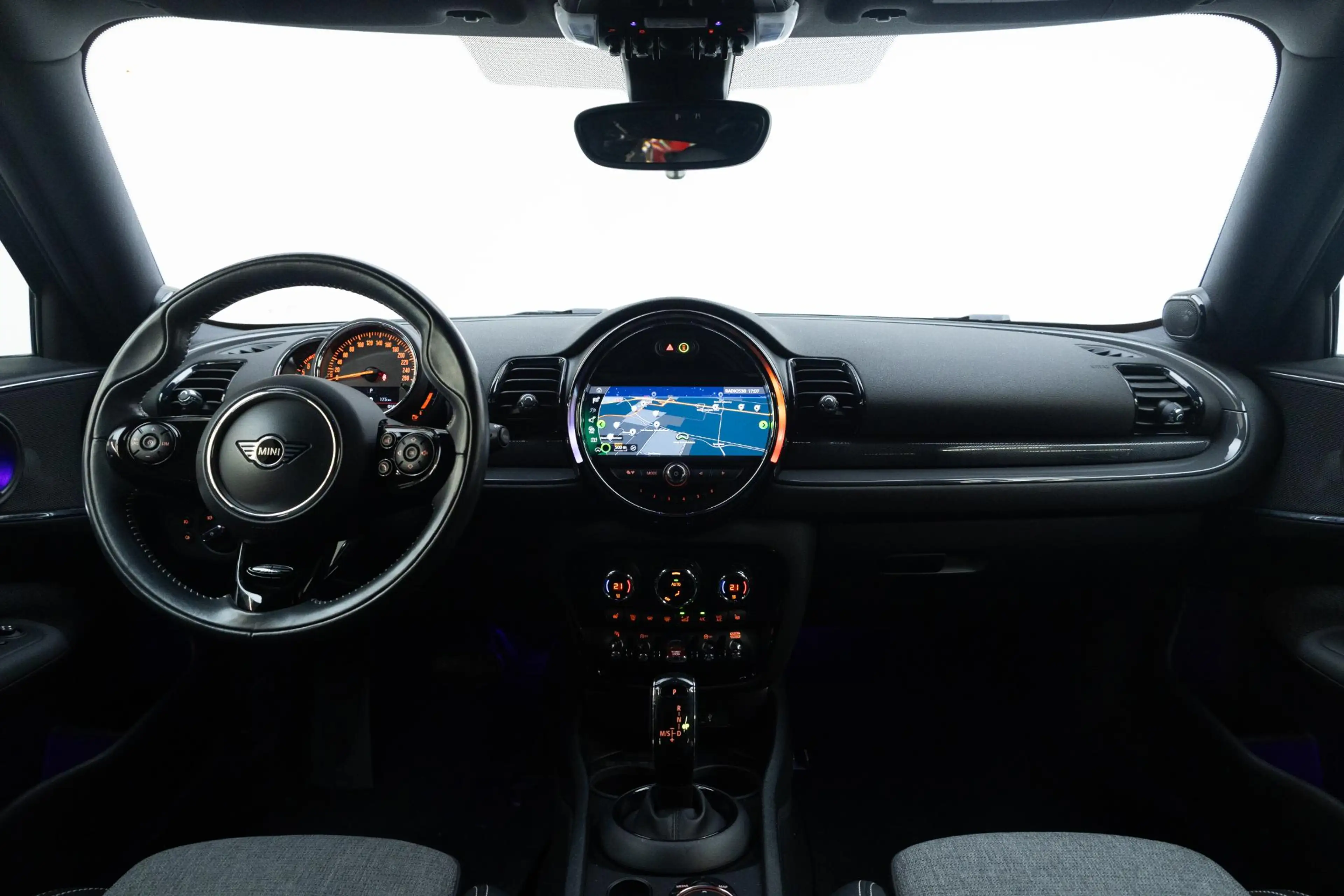 MINI Cooper Clubman 1.5 Business Edition — photo 4