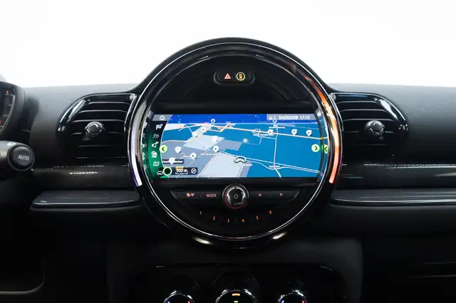 Mini Clubman view 10