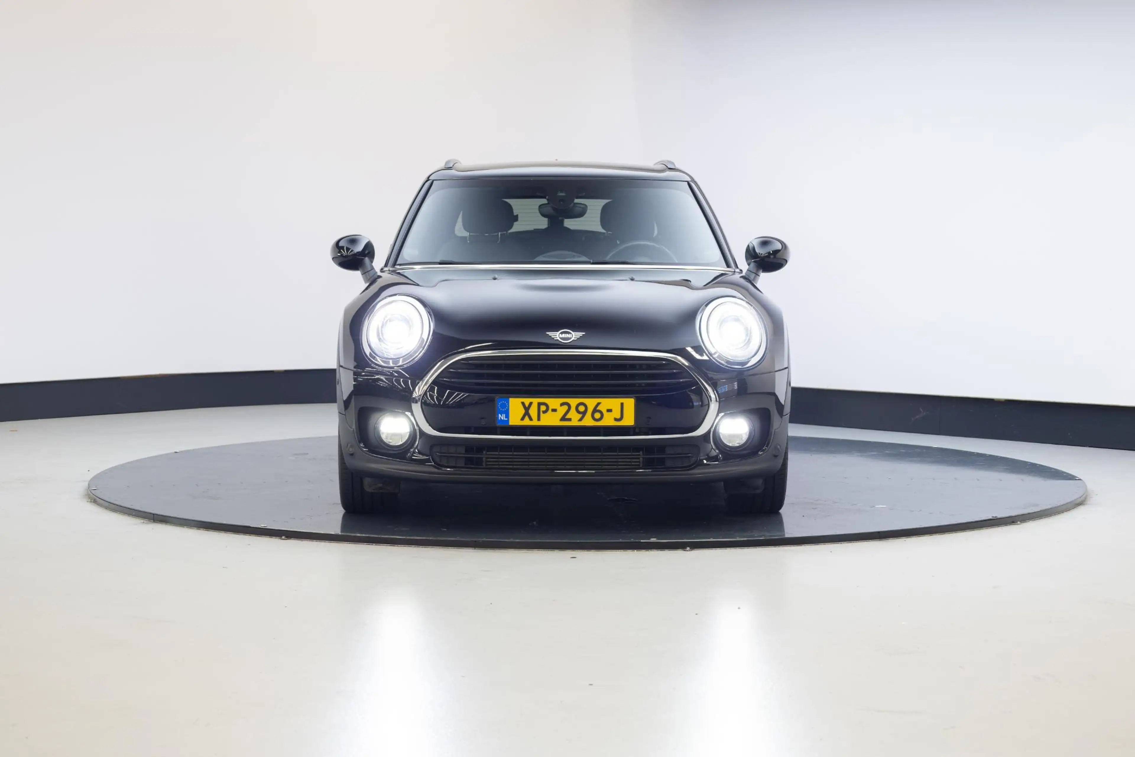 MINI Cooper Clubman 1.5 Business Edition — photo 19