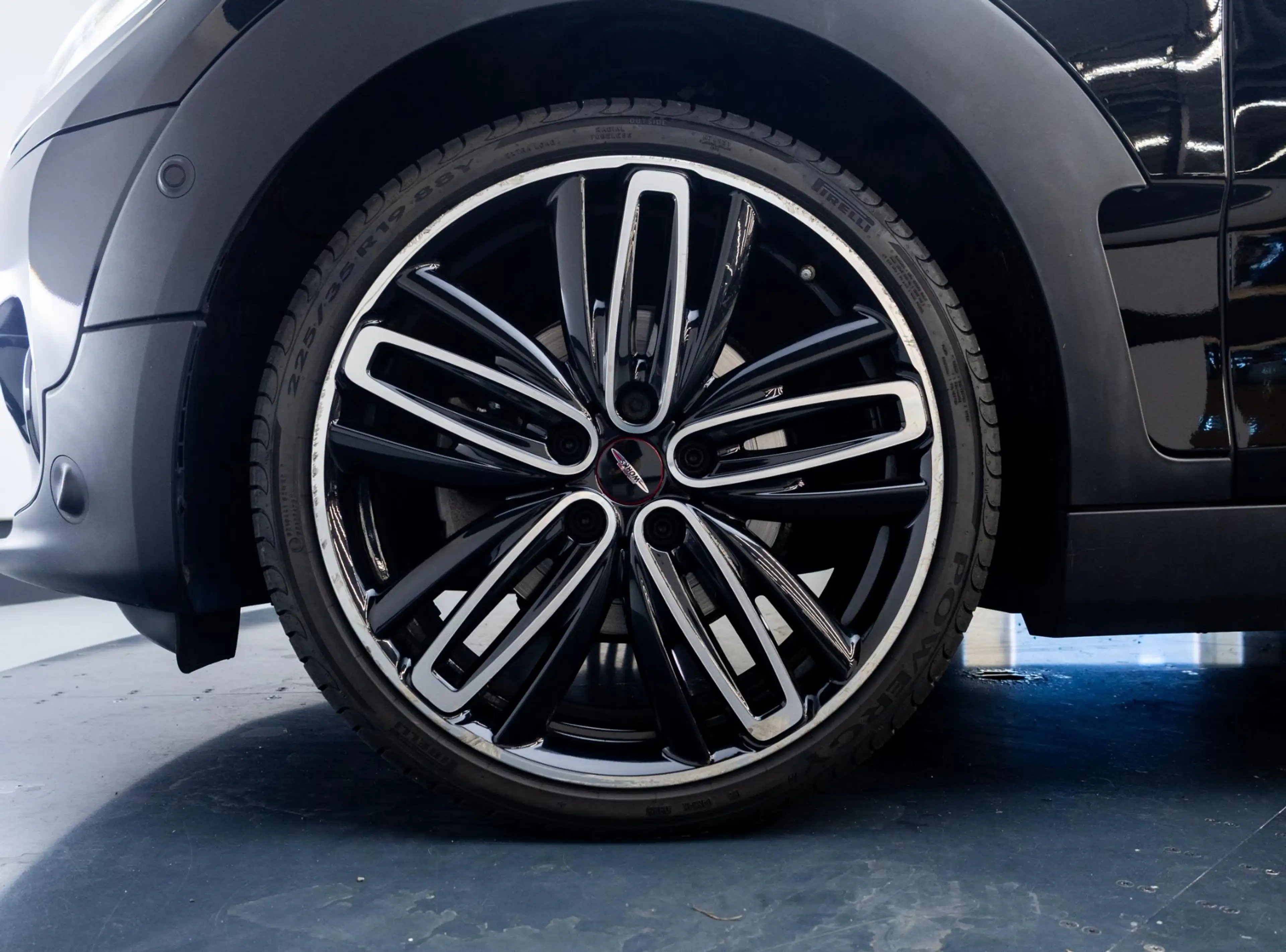 MINI Cooper Clubman 1.5 Business Edition — photo 18