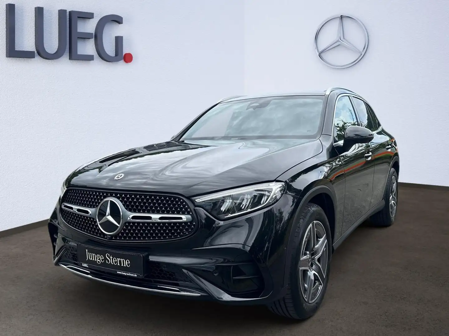 Mercedes-Benz GLC 220 d 4MATIC AMG+ADVANCED+PANODACH+AHK+360° Schwarz - 1