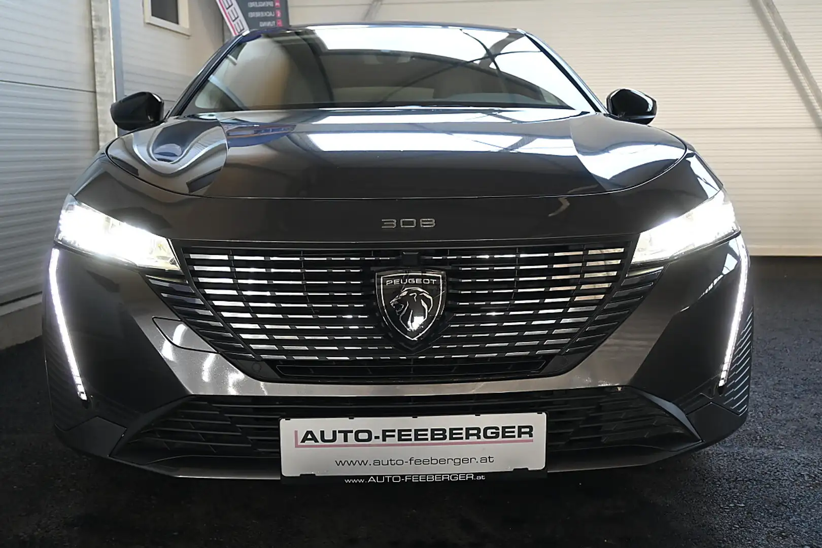 Peugeot 308 BlueHDI 130 S&S 6-Gang-Manuell Allure; NAVI, Sp... Grau - 2
