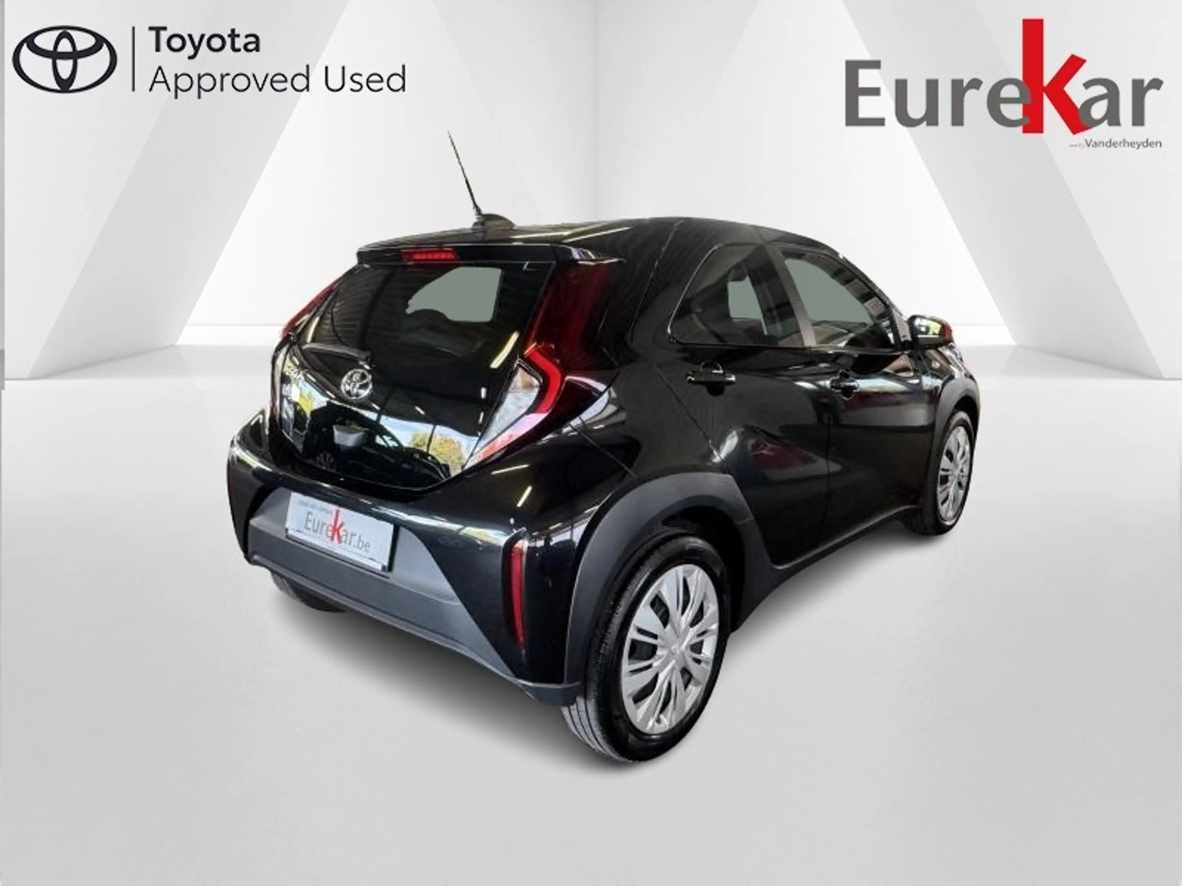 Toyota Aygo X Play — photo 3