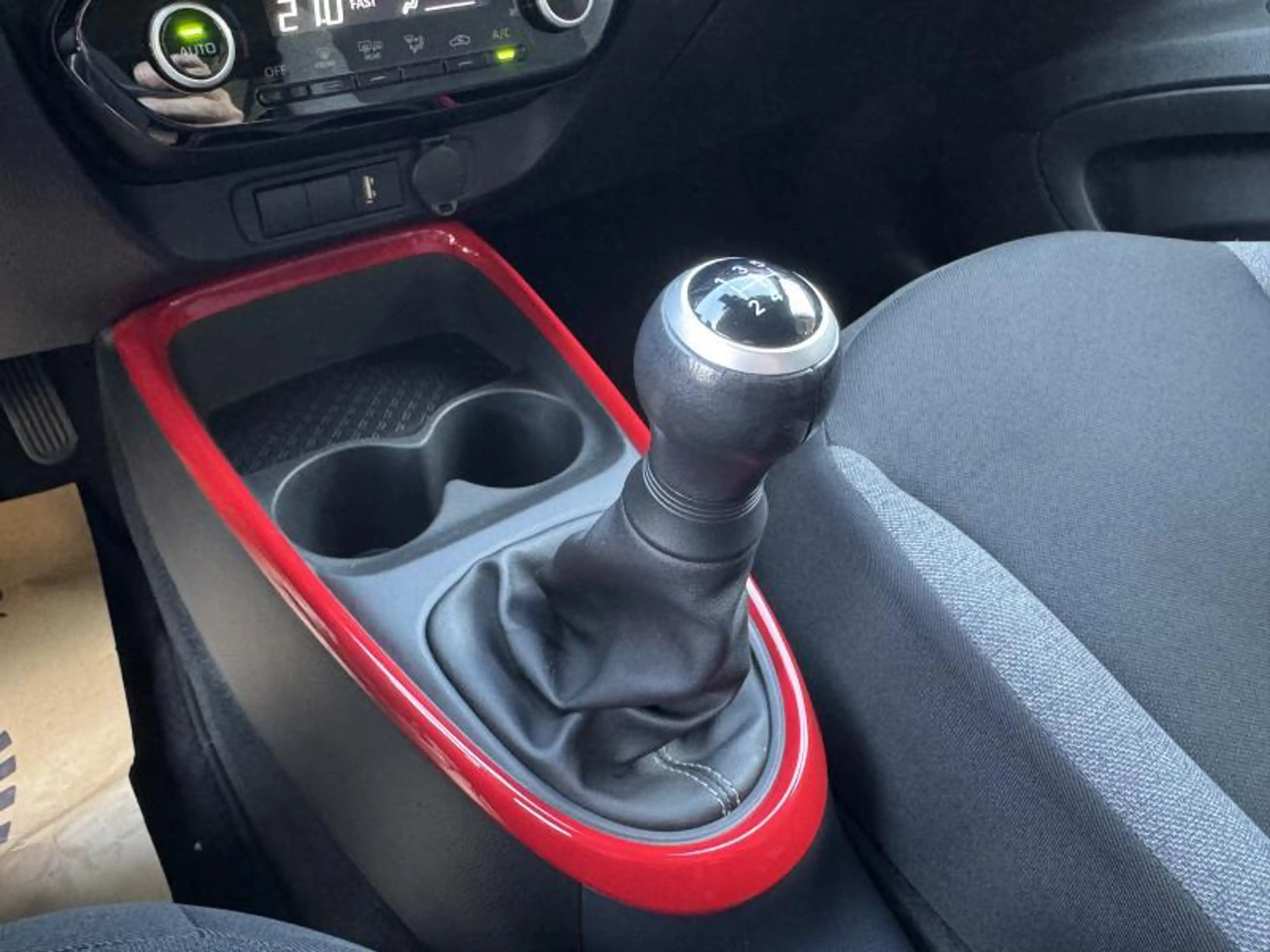 Toyota Aygo X Play — photo 12