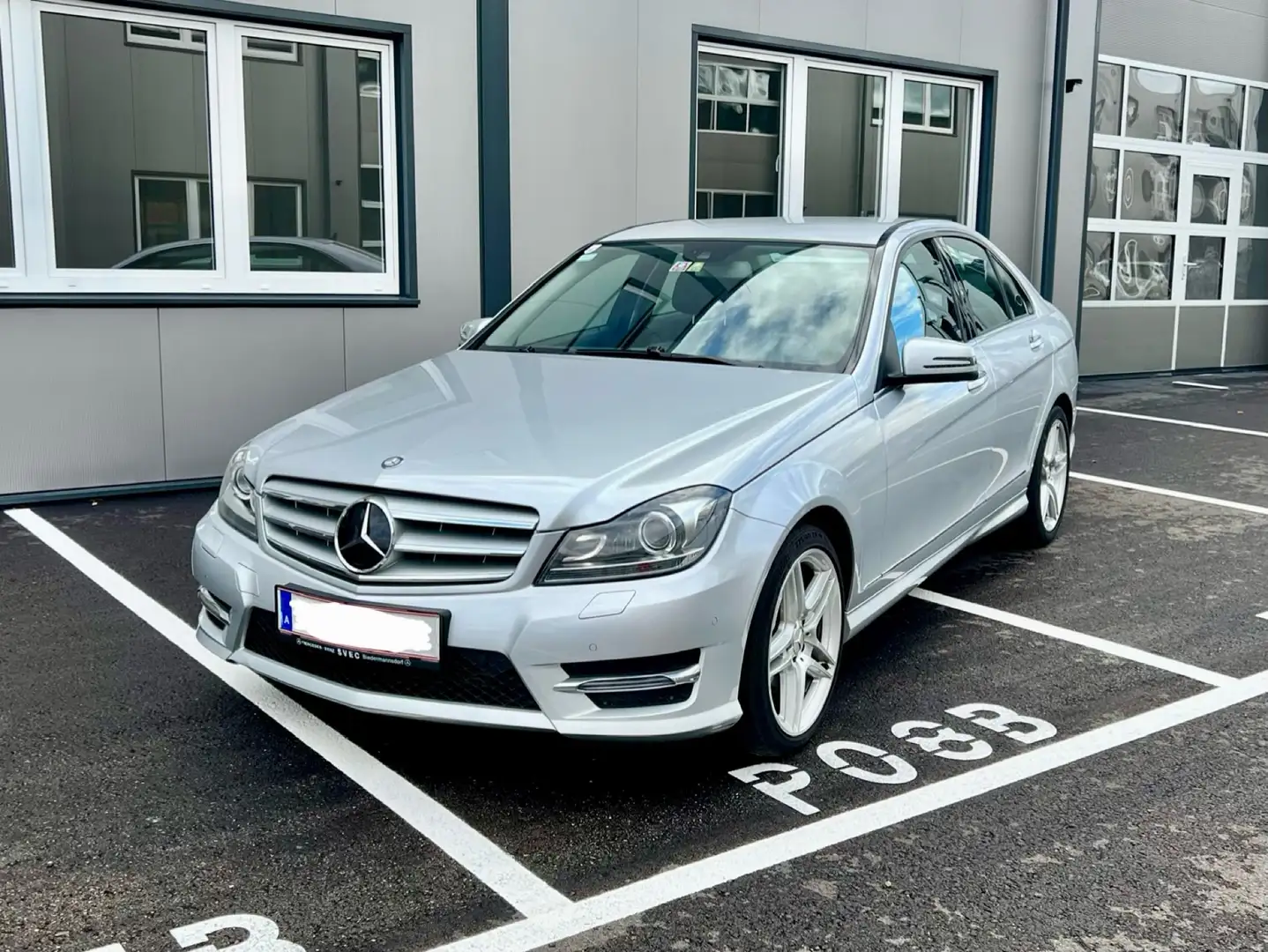 Mercedes-Benz C 300 CDI DPF 4Matic (BlueEFFICIENCY) 7G-TRONIC Avantgar - 1
