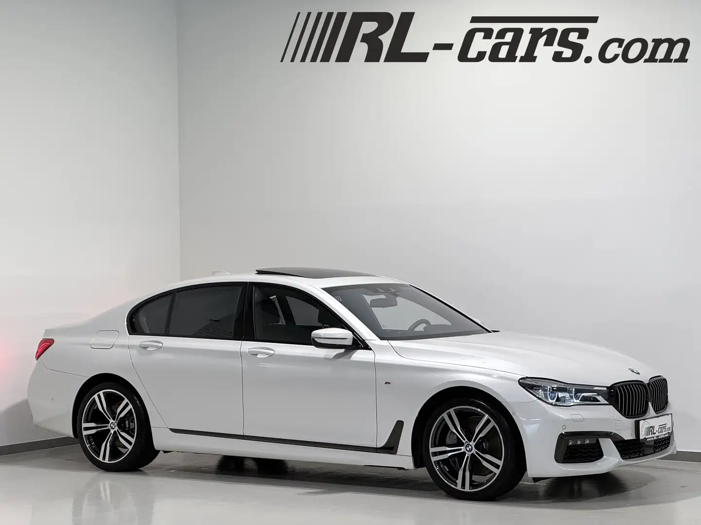 BMW 750 D xDrive Aut/M-Sport/Schiebedach/SOFT-Close/Massag Biały - 1