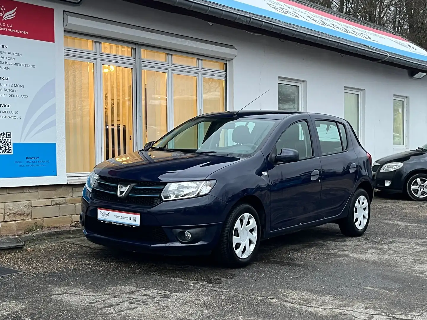 Dacia Sandero Laureate Blau - 1