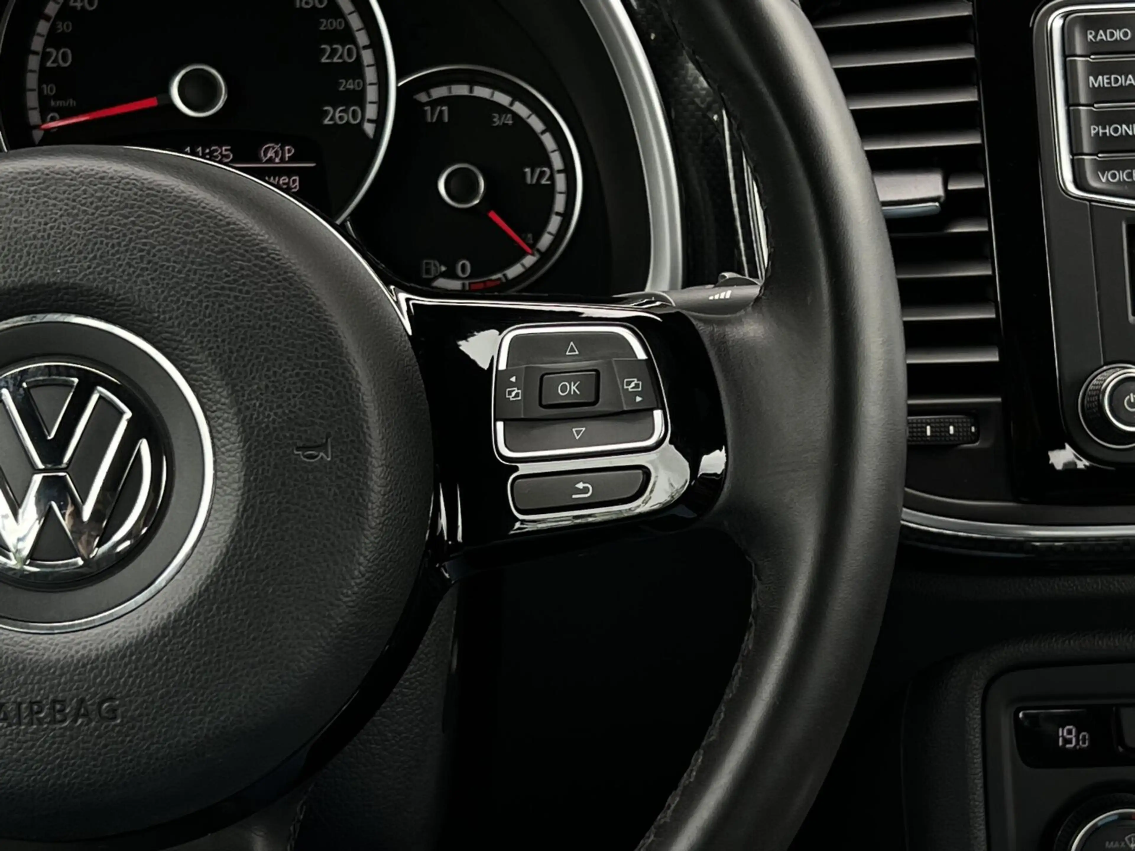 Volkswagen Beetle Cabriolet 1.4 TSI Sport BlueMotion, NL AUTO, NAP L — photo 16