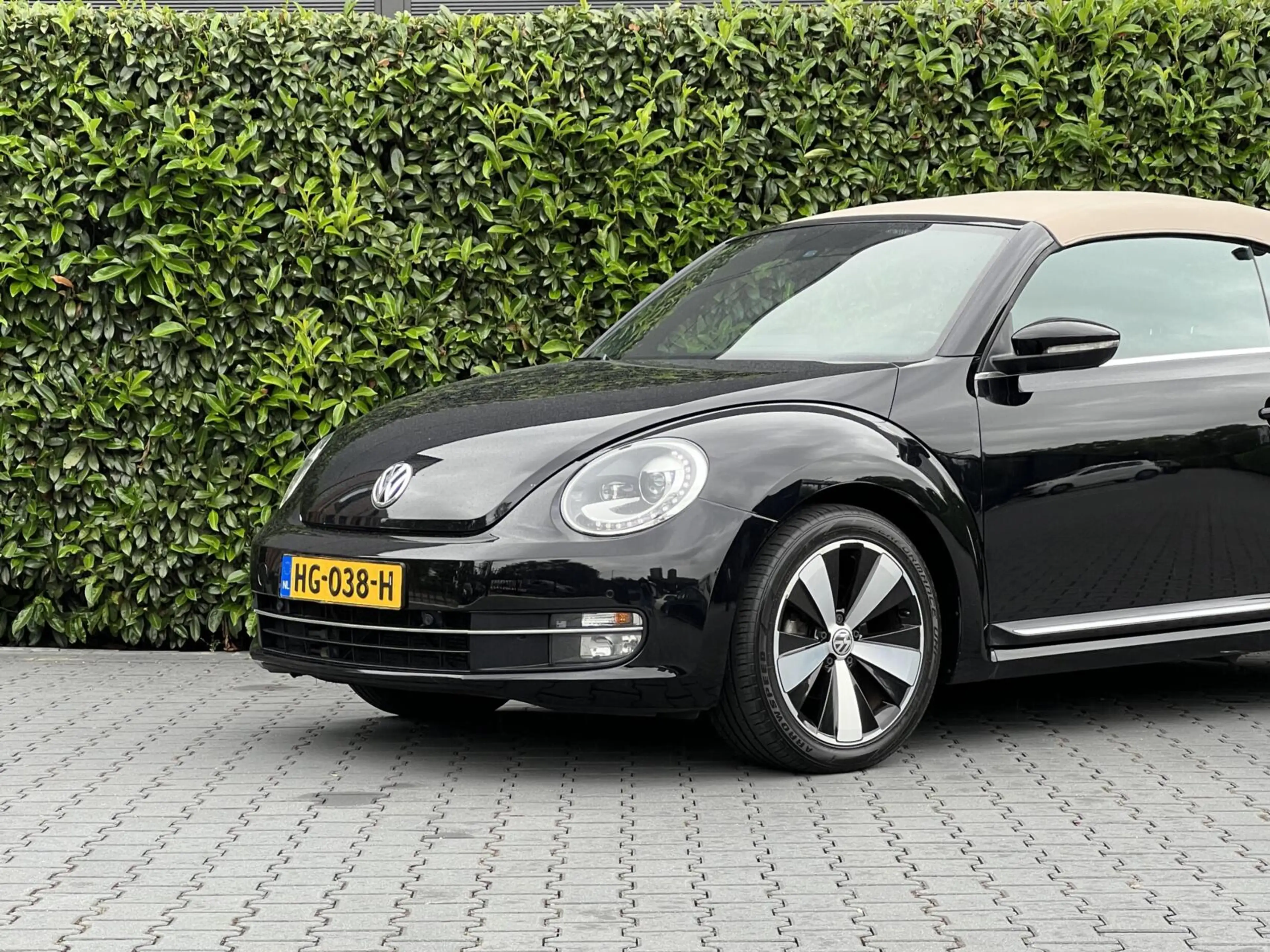 Volkswagen Beetle Cabriolet 1.4 TSI Sport BlueMotion, NL AUTO, NAP L — photo 22