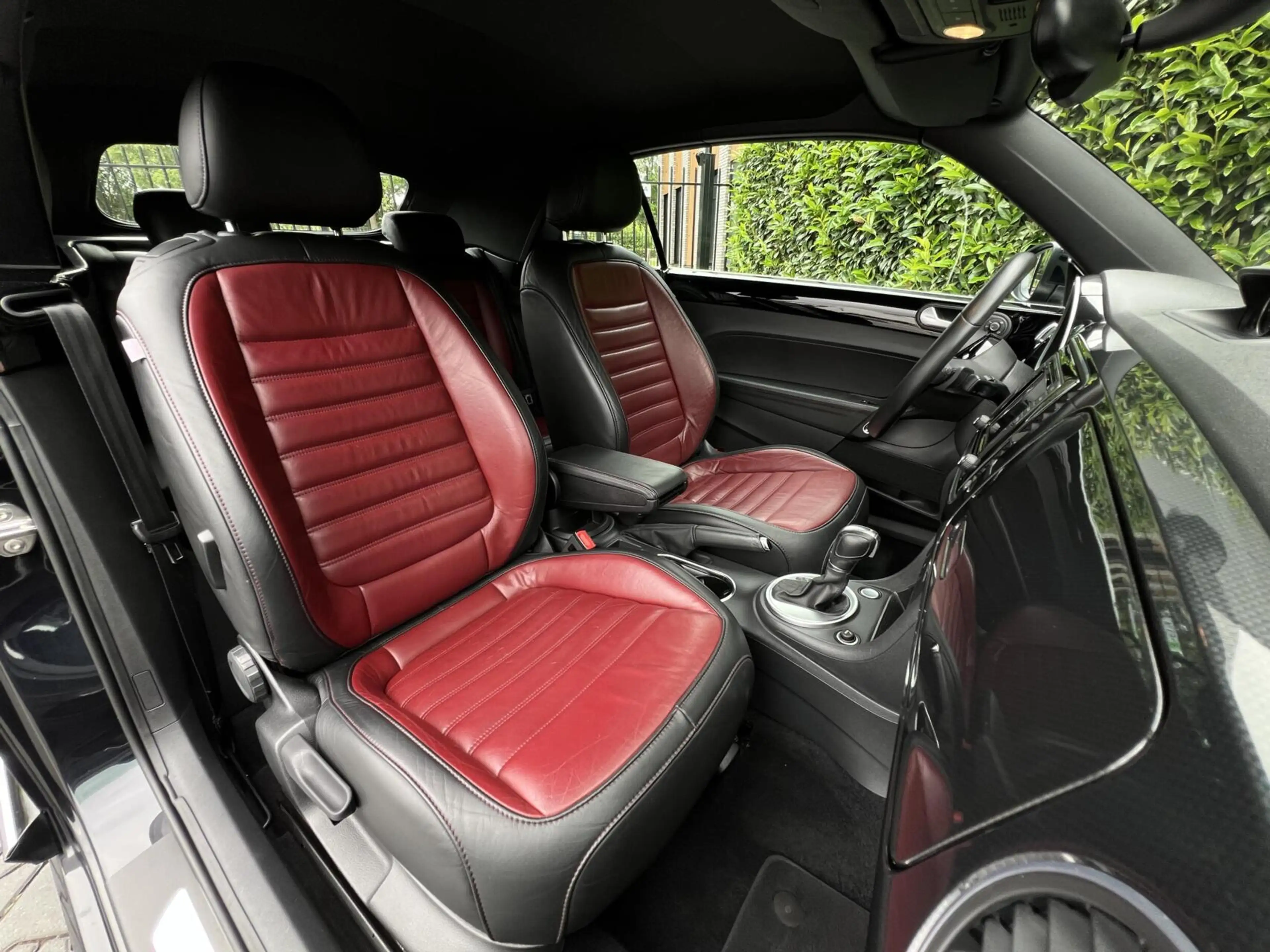 Volkswagen Beetle Cabriolet 1.4 TSI Sport BlueMotion, NL AUTO, NAP L — photo 10