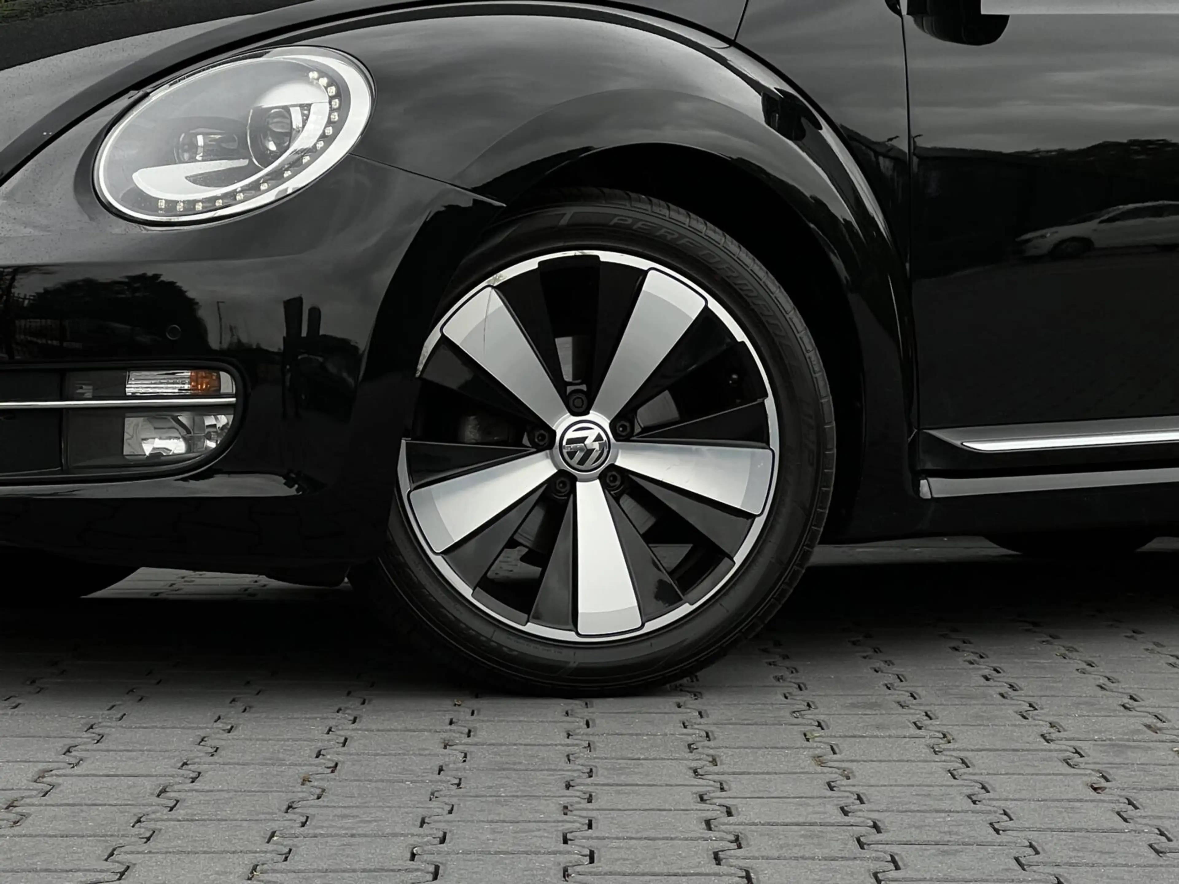 Volkswagen Beetle Cabriolet 1.4 TSI Sport BlueMotion, NL AUTO, NAP L — photo 12