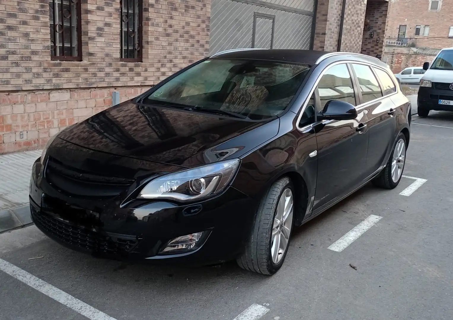 Opel Astra ST 2.0CDTi Sport S/S Negro - 2