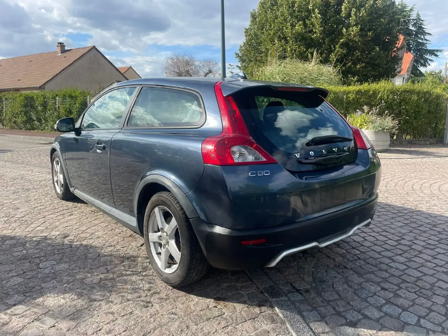 Volvo C30 1.6D DRIVe Startetamp;Stop 110 ch Kinetic - 2