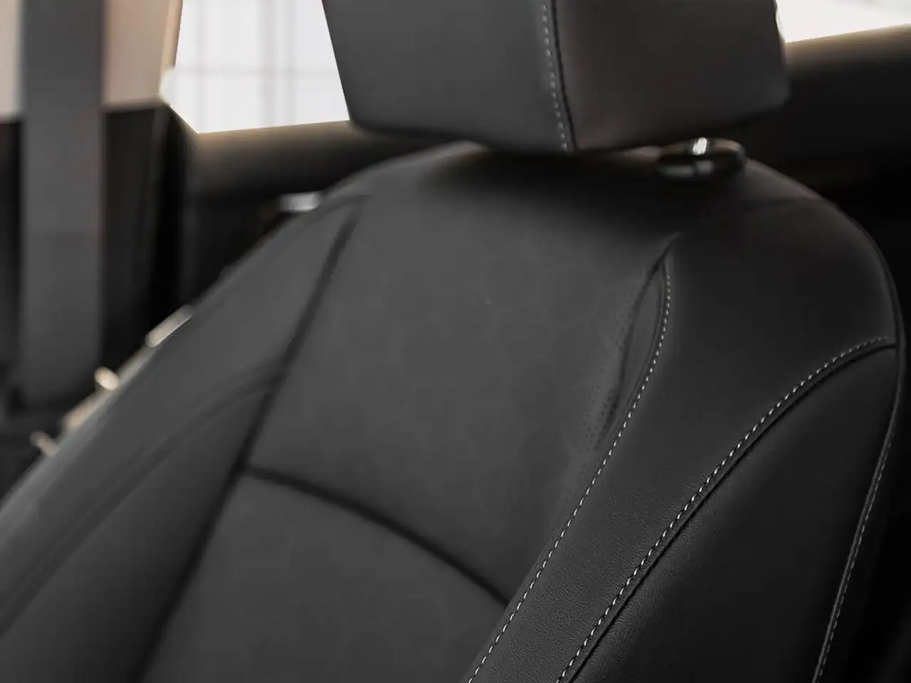 Kia Seltos снимка Kia Seltos