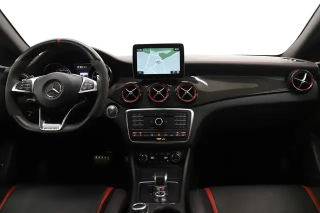 Mercedes-Benz Gla Class view 14