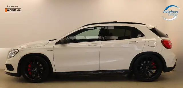 Mercedes-Benz Gla Class view 4