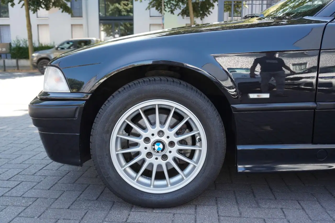 BMW 320 i Cabrio Schalter eVerd Leder Klima HiFi ASC, foto 7