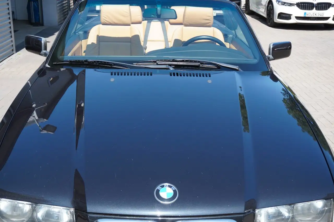 BMW 320 i Cabrio Schalter eVerd Leder Klima HiFi ASC, foto 10