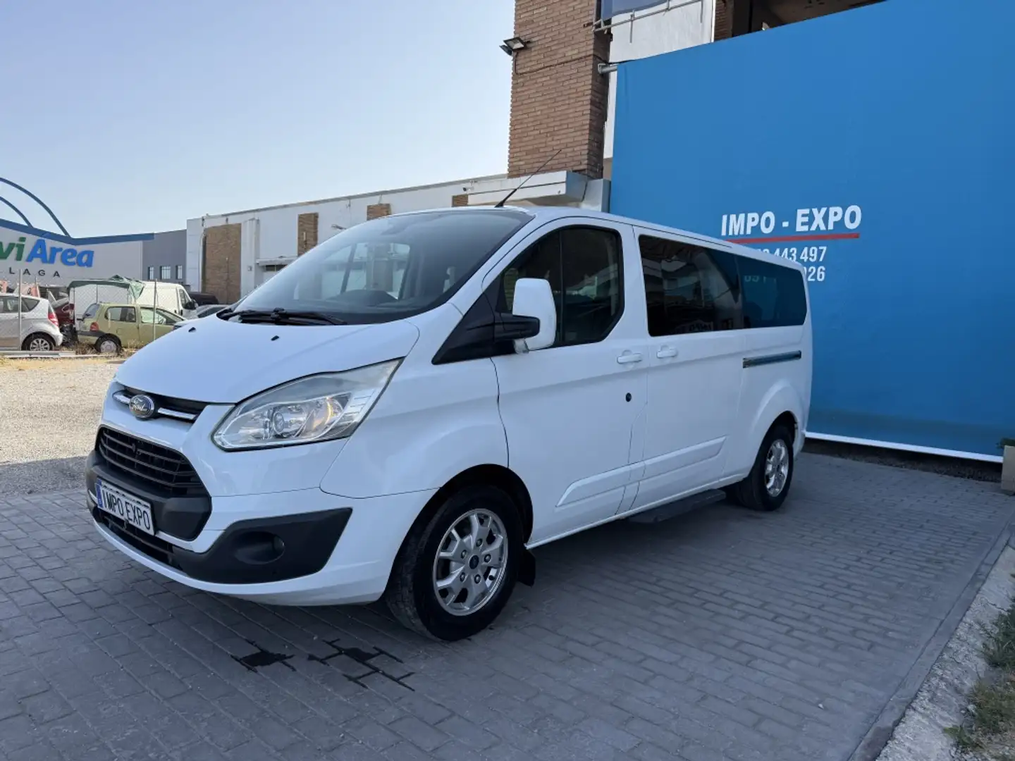 Ford Tourneo Custom FT 300 L2 Titanium 125 Wit - 1
