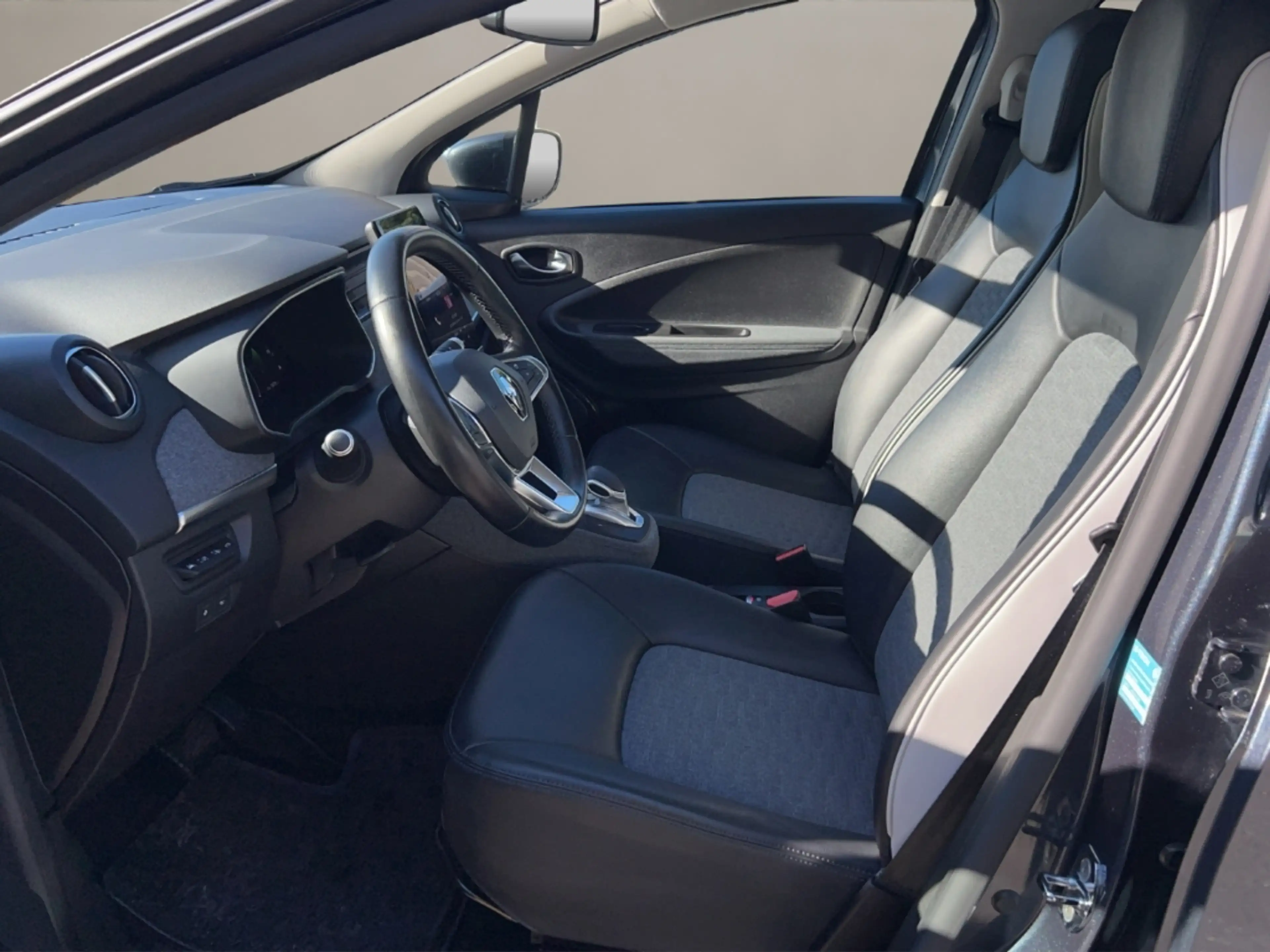 Renault ZOE Intens,LED,Winterpaket,Navi,R.-Kamera,Klima — photo 9