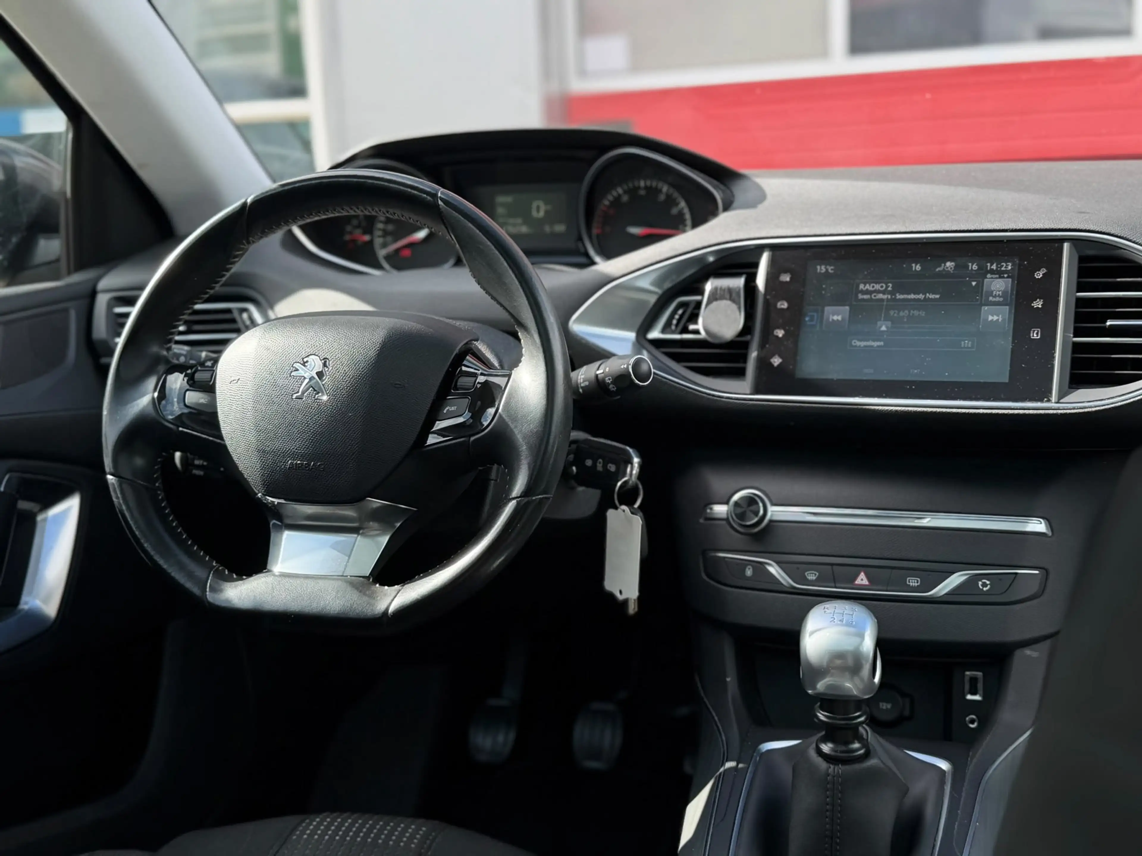 Peugeot 308 SW 1.2 PureTech Blue Lease Premium PDC AIRCO CRUIS — photo 12