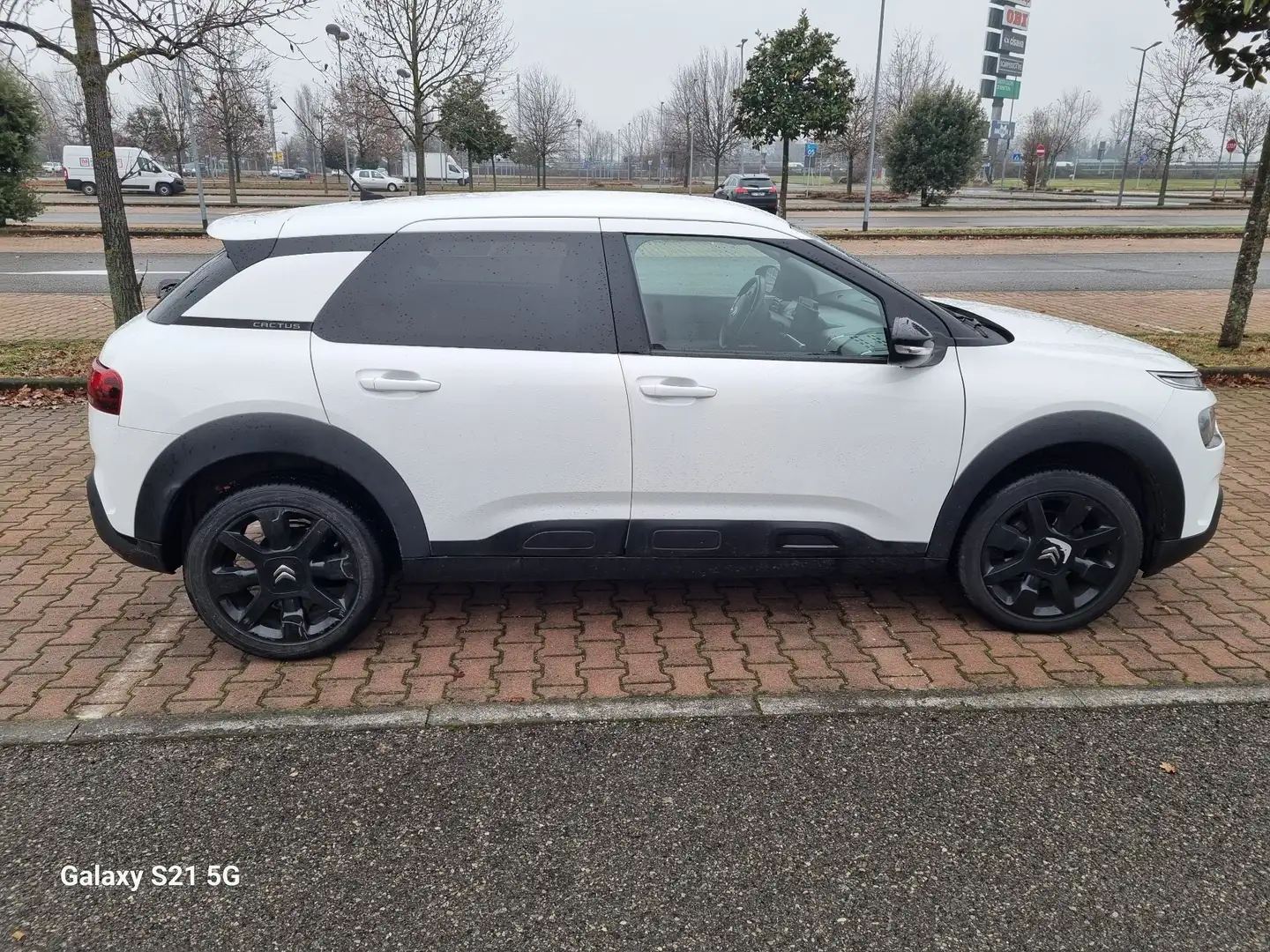 Citroen C4 Cactus 1.6 BlueHdi S&S Shine OK NEOPATENTATI - 1