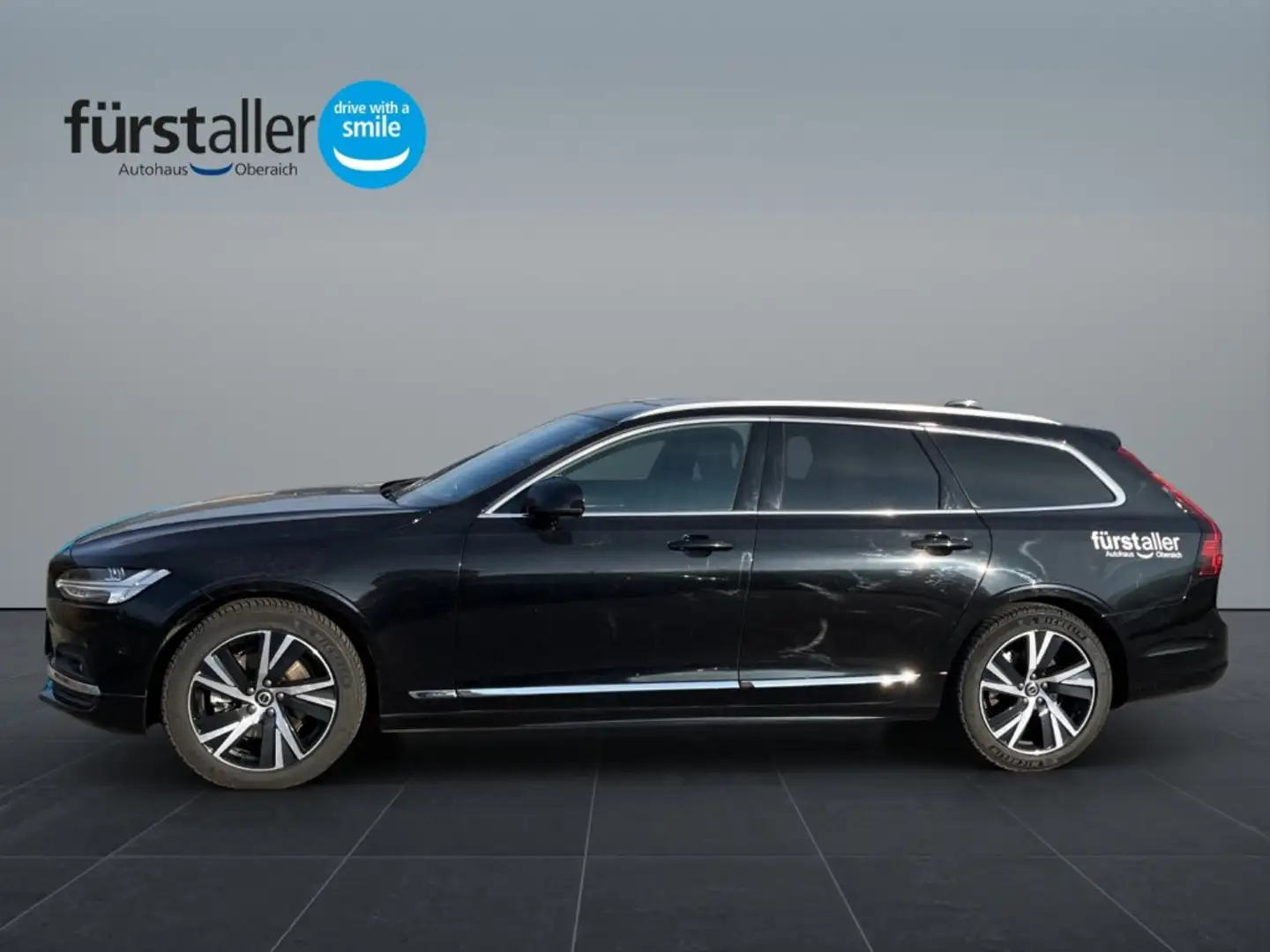 Volvo V90 Ultimate, B4 Mild Hybrid, Diesel, Bright Schwarz - 2
