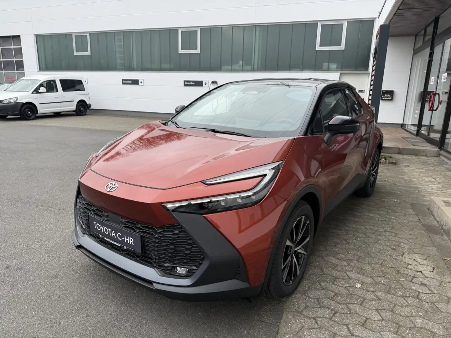 Toyota C-HR 2.0 Plug-in-Hybrid Teamplayer Бронзовий - 2