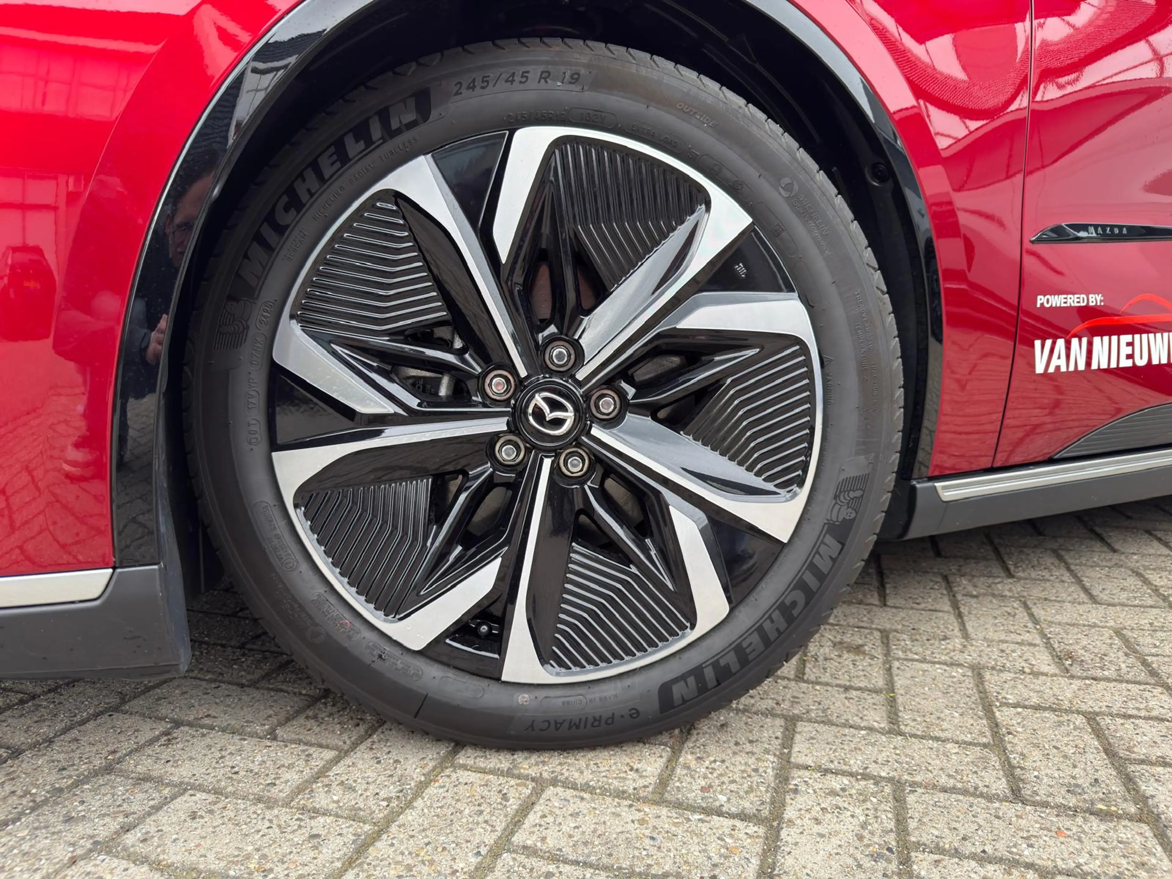 Mazda 6e 80kWh Long Range 245pk RWD Takumi — photo 5