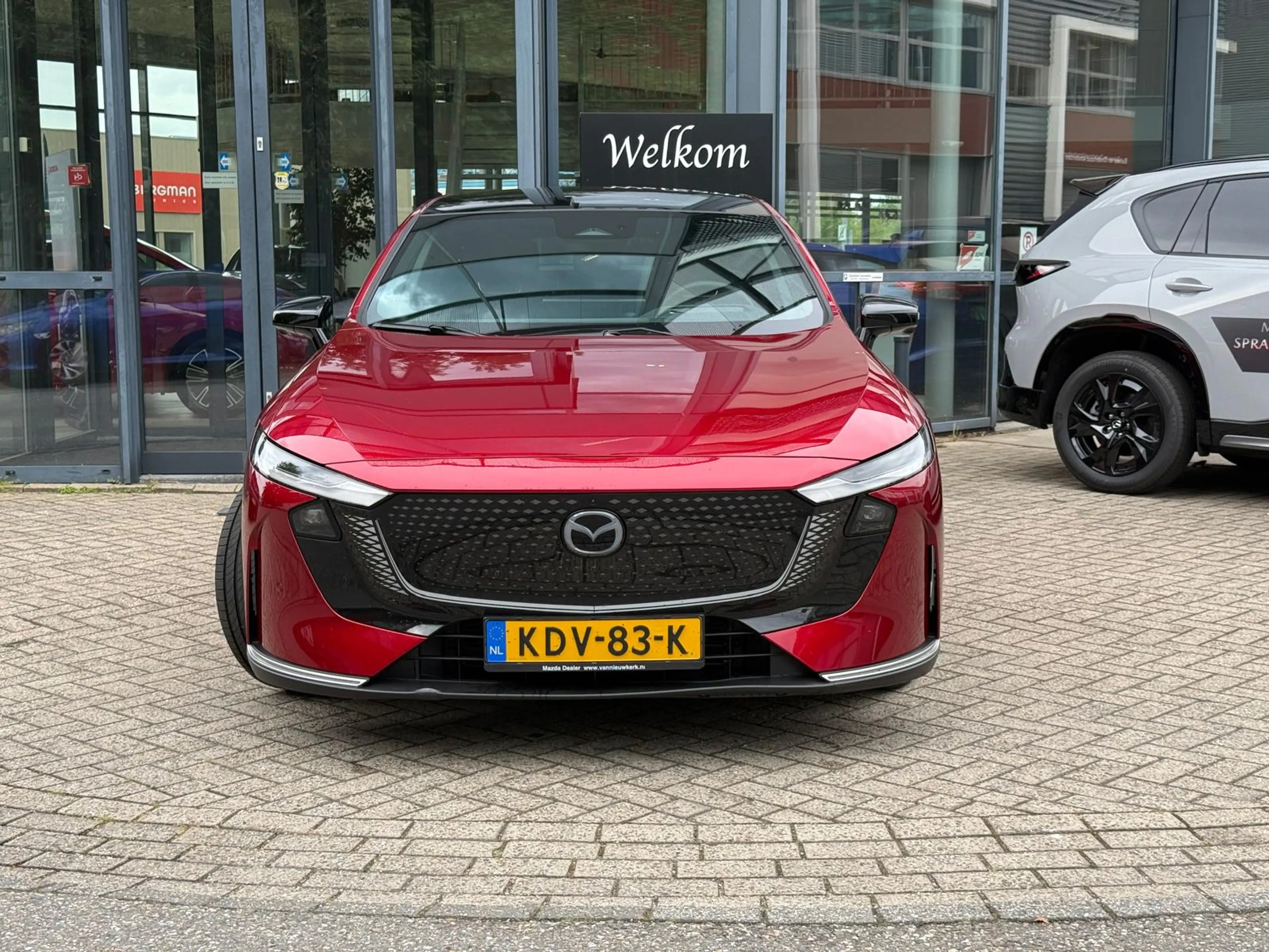 Mazda 6e 80kWh Long Range 245pk RWD Takumi — photo 6