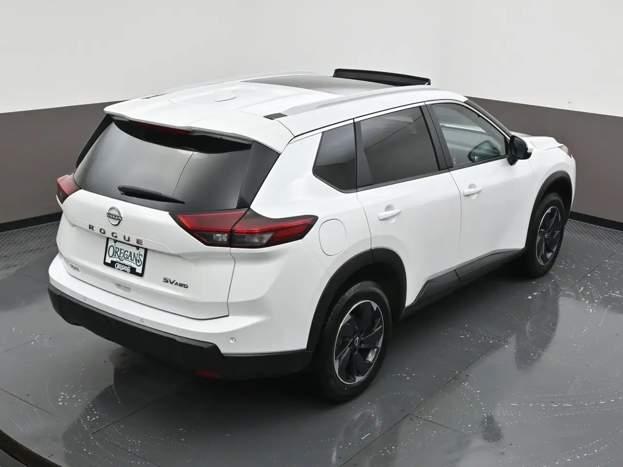 Nissan Rogue снимка Nissan Rogue
