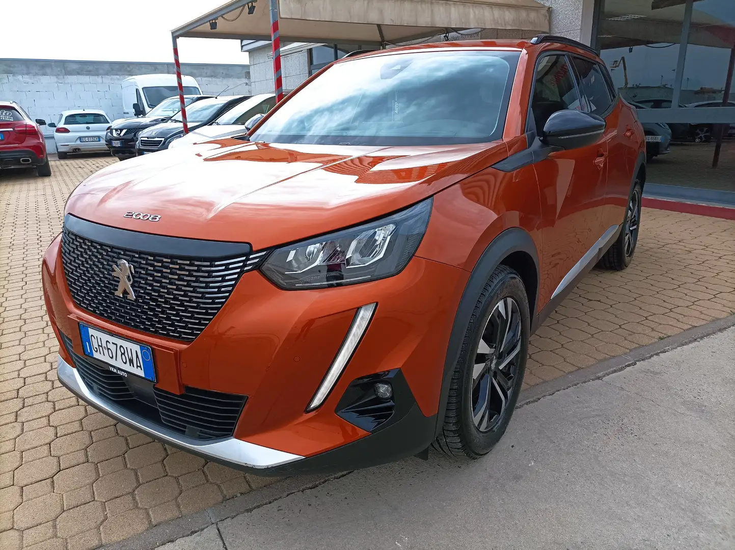 Peugeot 2008 2008 II 2020 1.2 puretech Allure s Arancione - 1