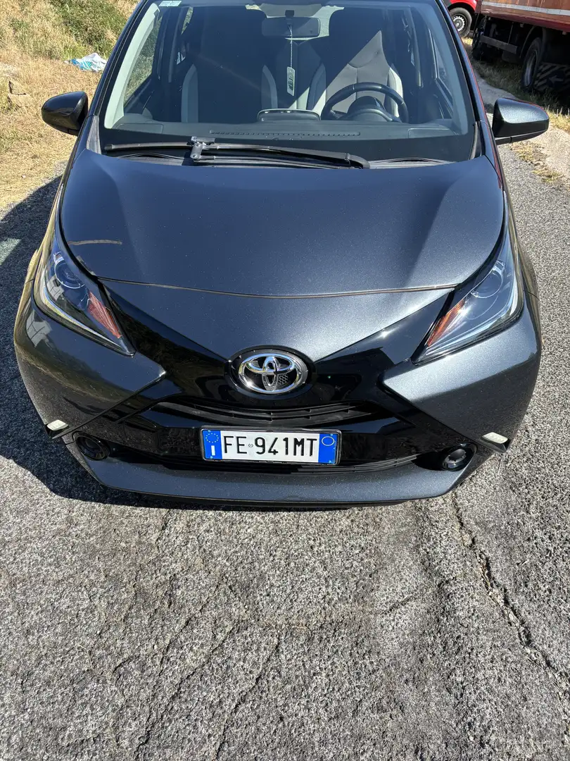 Toyota Aygo 5p 1.0 x-cool m-mt - 2