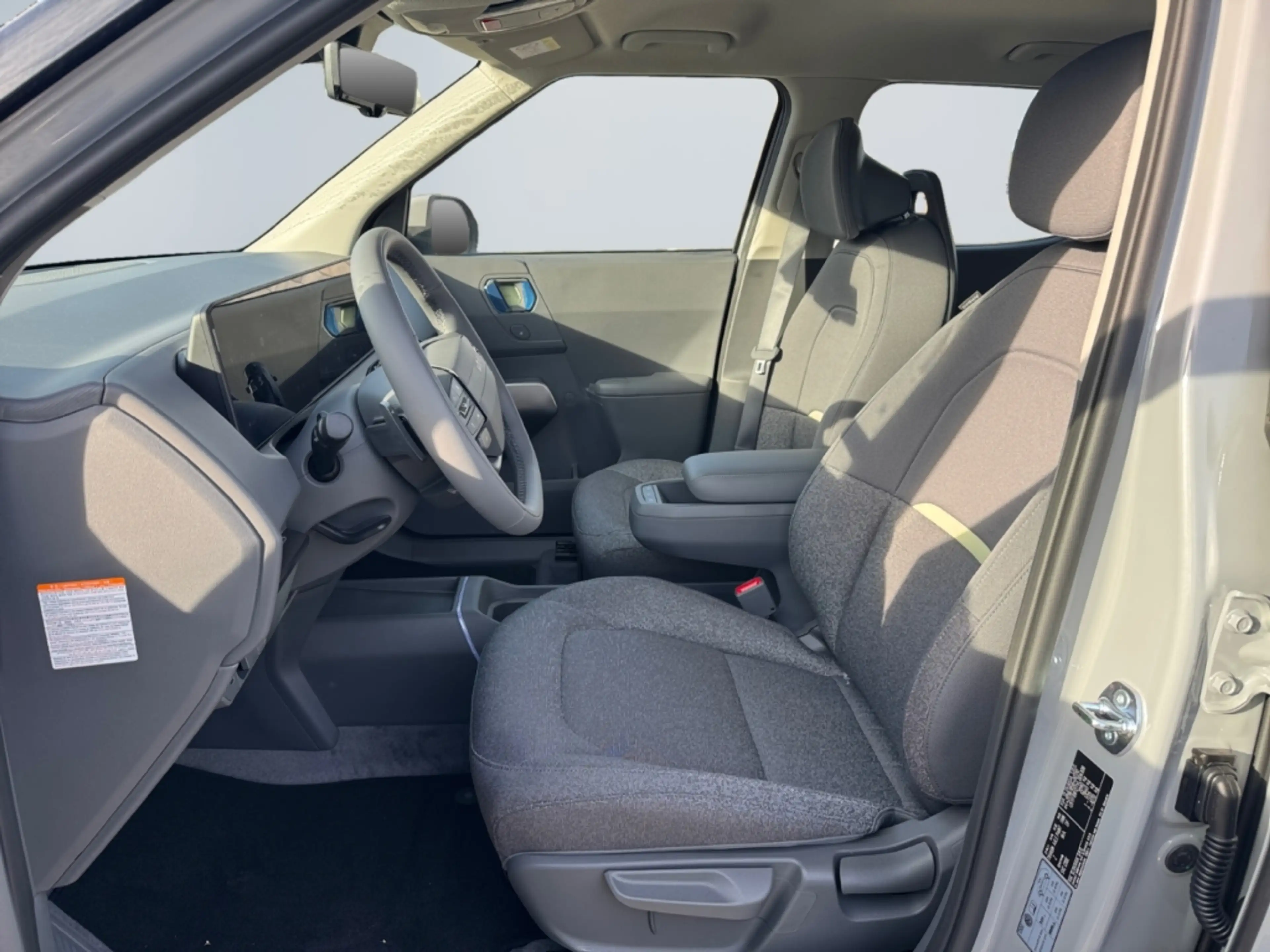 Kia EV2 108 kW Air 42.2 5S AIR WIN WP NAV HDA Digitales Co — photo 9
