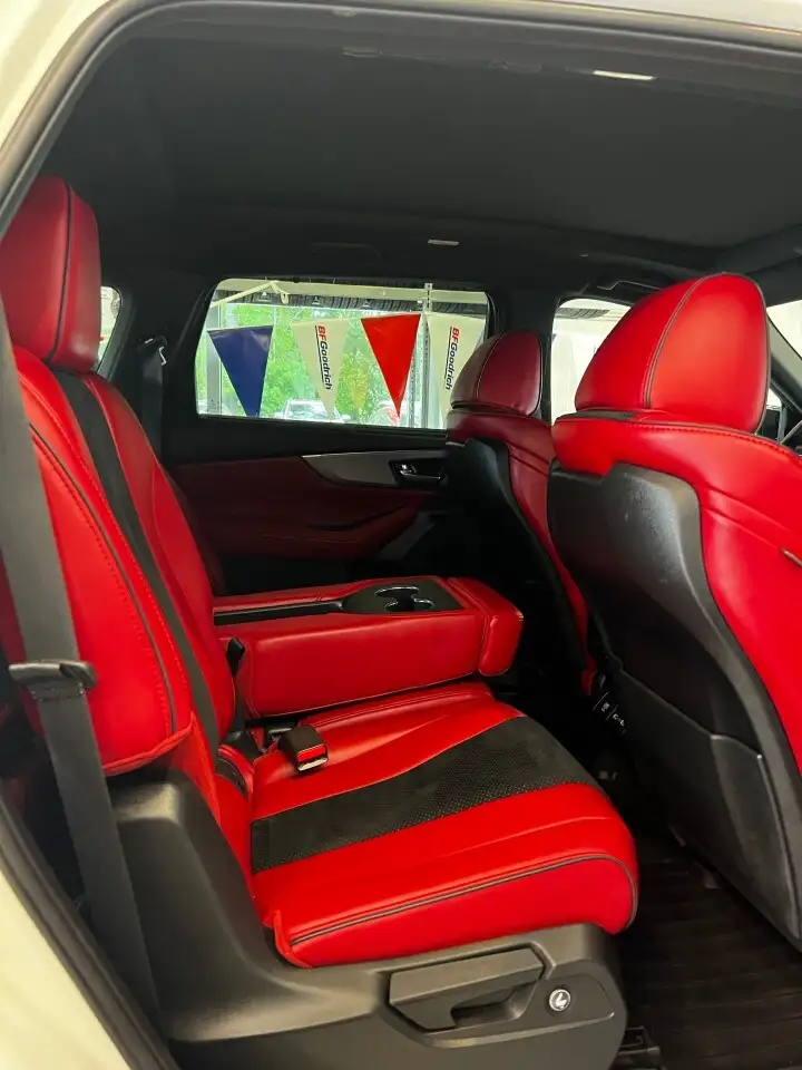 Acura MDX снимка Acura MDX
