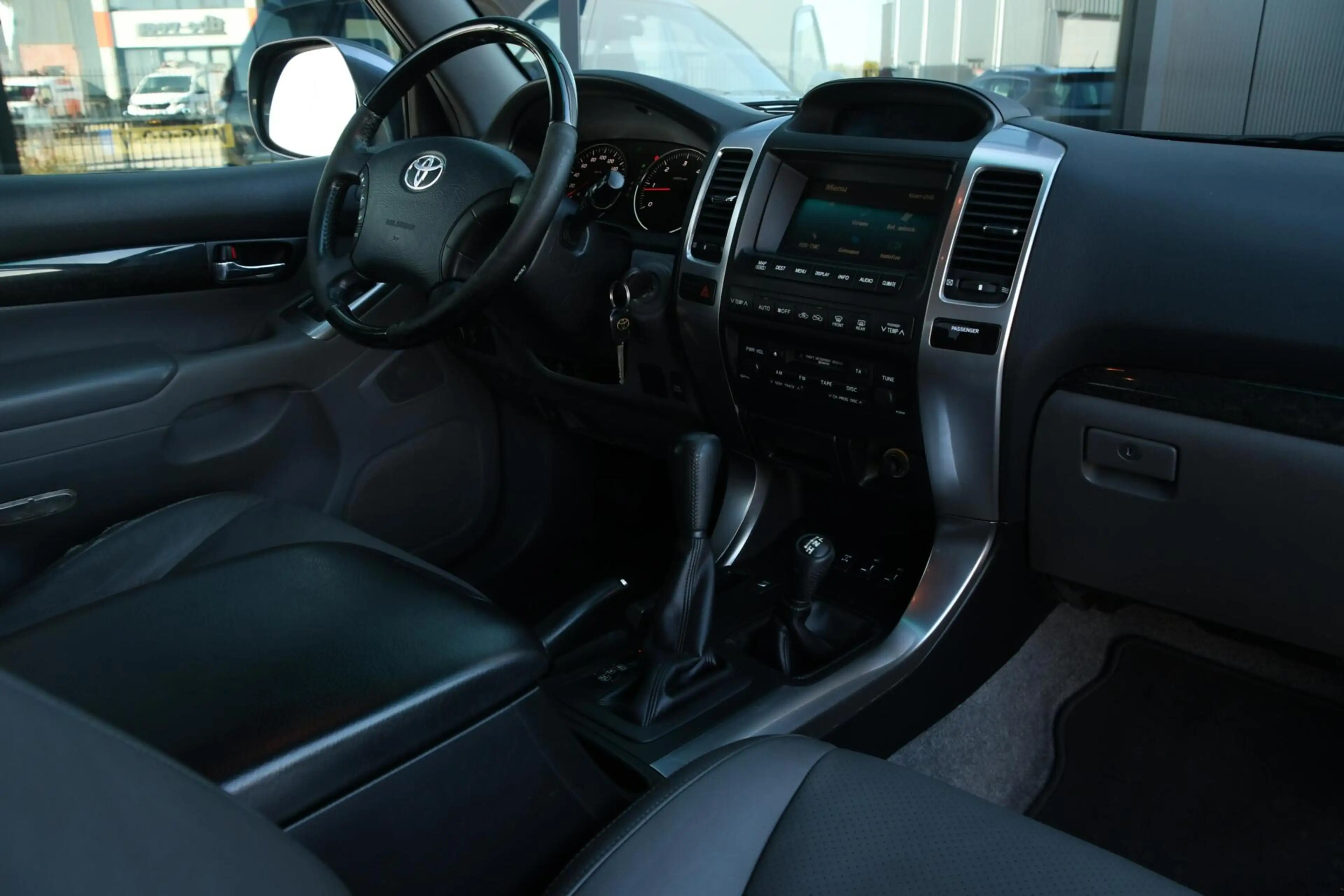 Toyota Land Cruiser LandCruiser 3.0 D-4D SX Edition | NETTE STAAT — photo 6