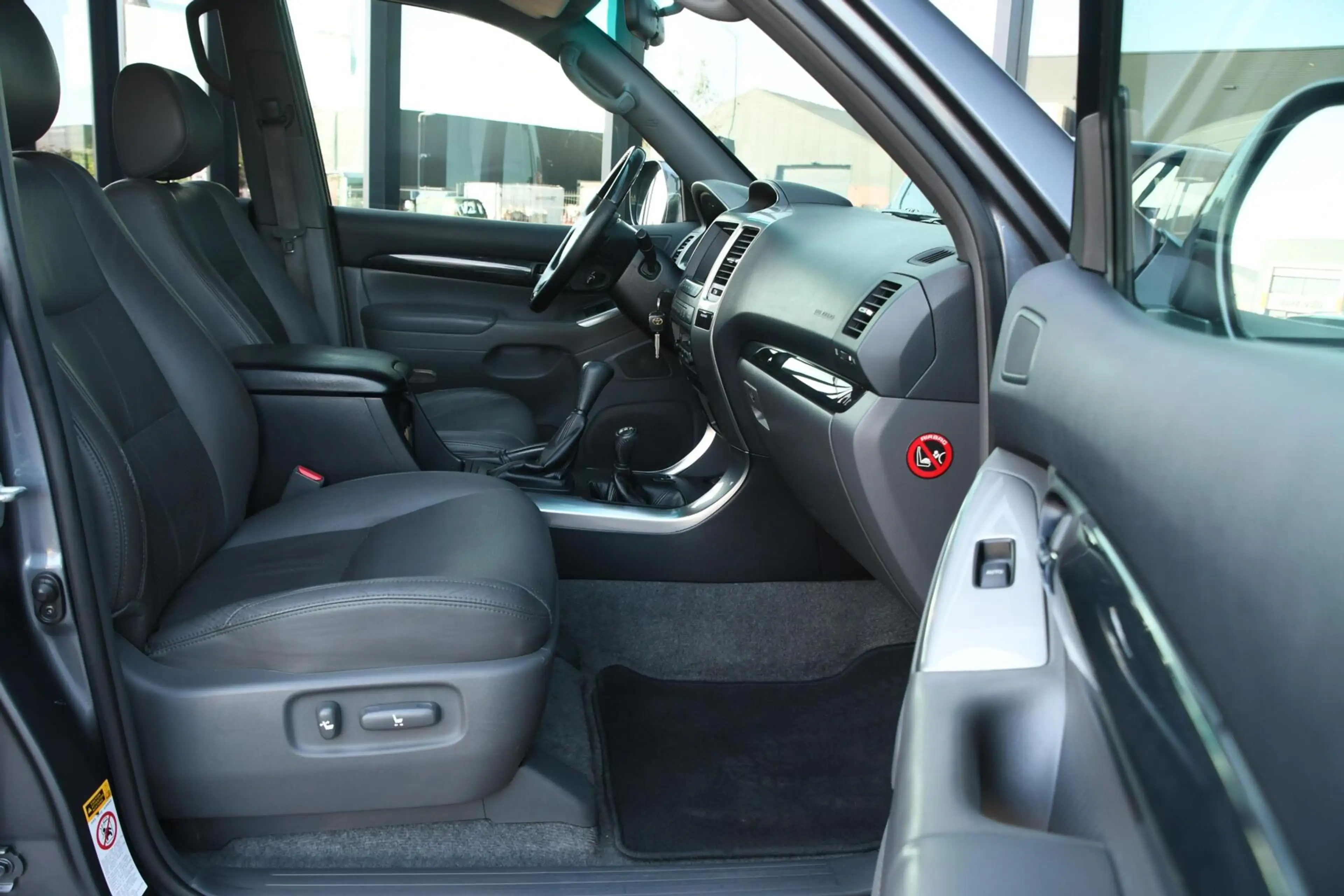Toyota Land Cruiser LandCruiser 3.0 D-4D SX Edition | NETTE STAAT — photo 11