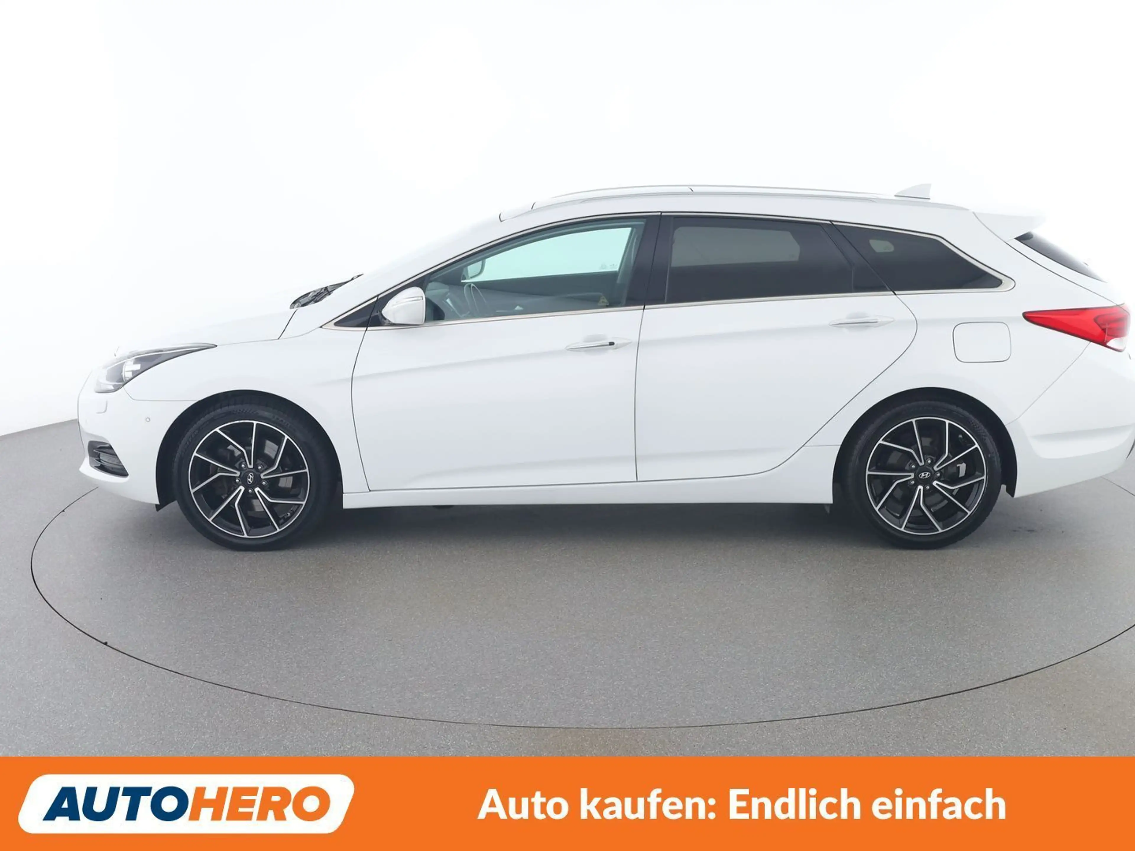 Hyundai i40 1.6 CRDi LEVEL 6 — photo 3