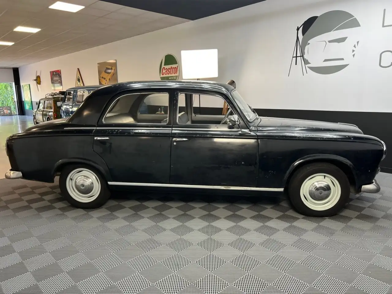 Peugeot E, foto 8