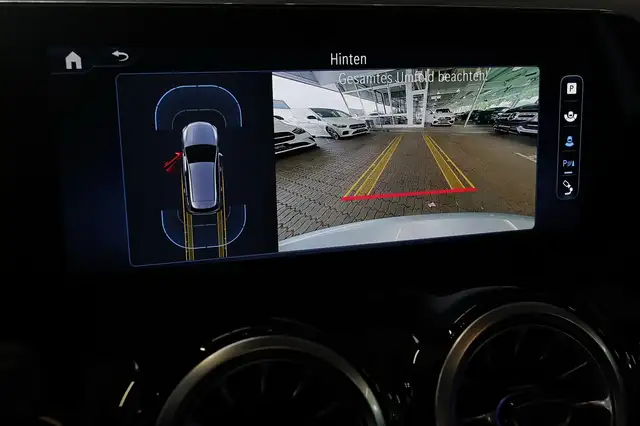 Mercedes-Benz B-Class view 12