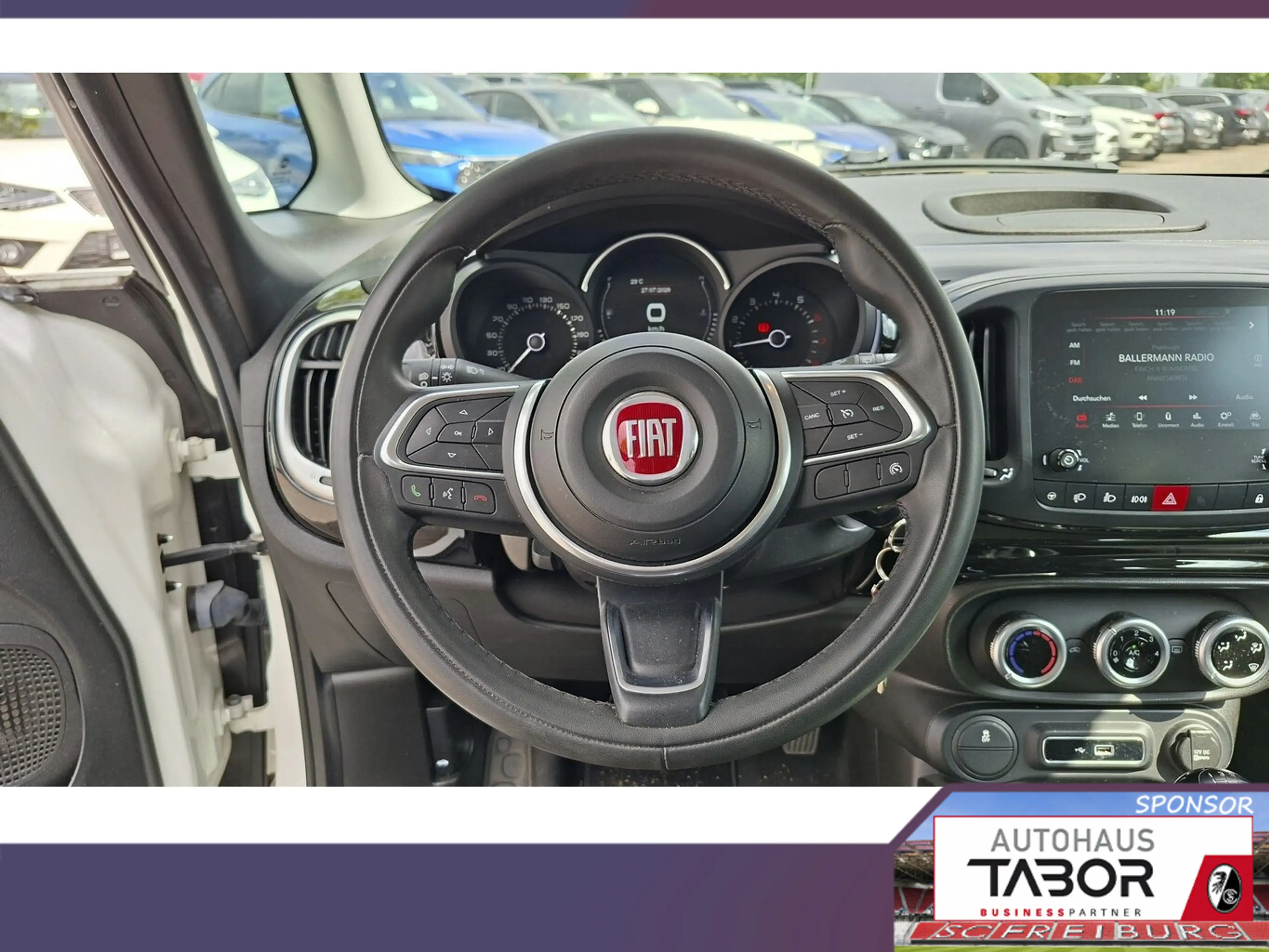 Fiat 500L 1.4 16V 95 120th CarPlay PDC DAB Klima 16Z — photo 7