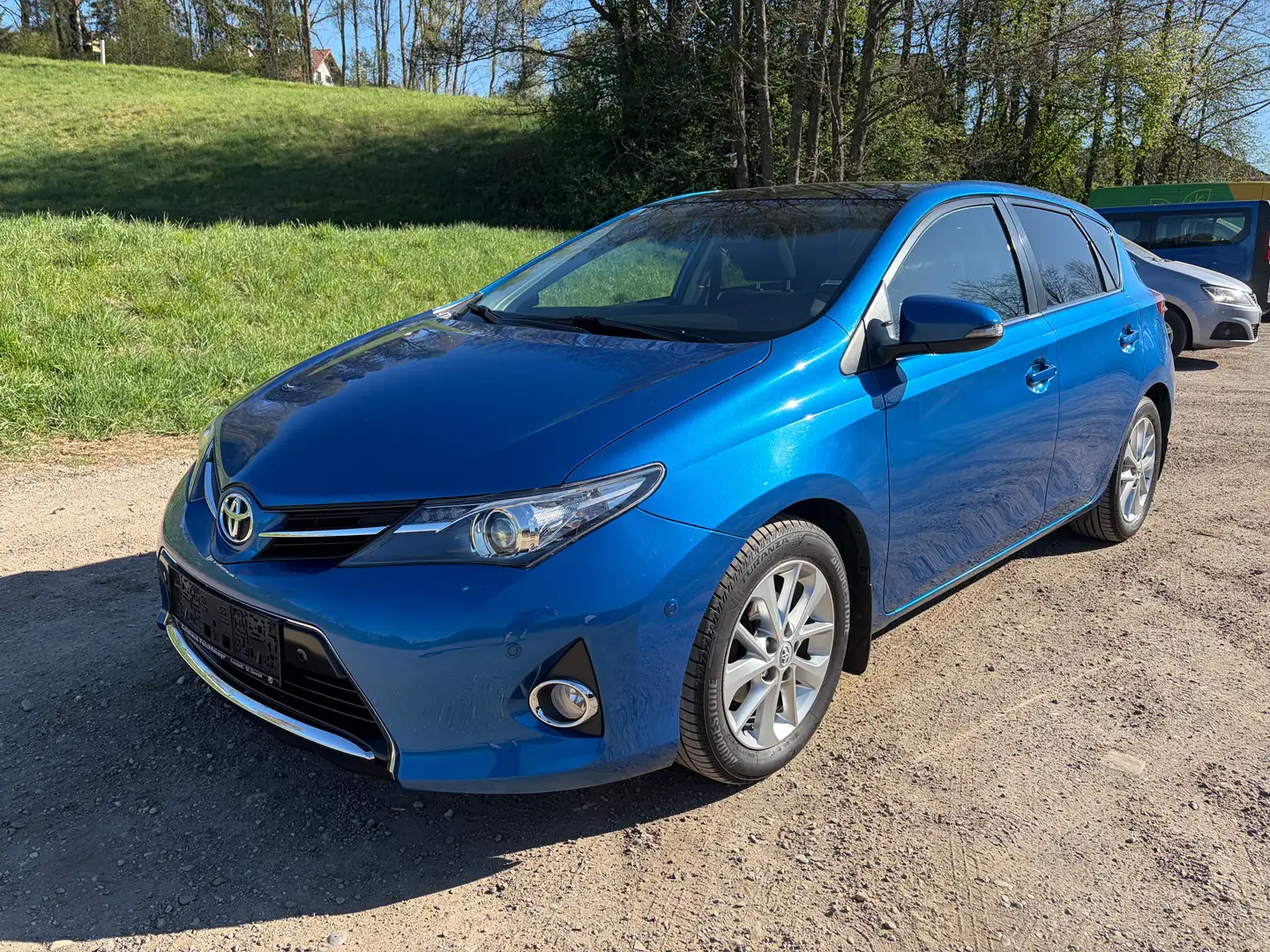 Toyota Auris Auris 1,33 dVVT-i Active Active Blau - 1