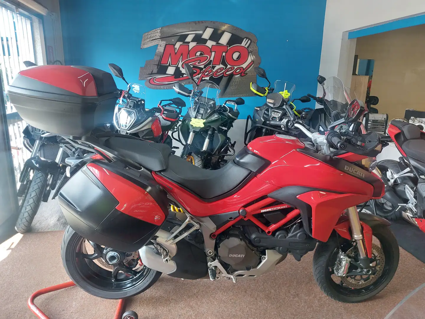 Ducati Multistrada 1200 Rouge - 1