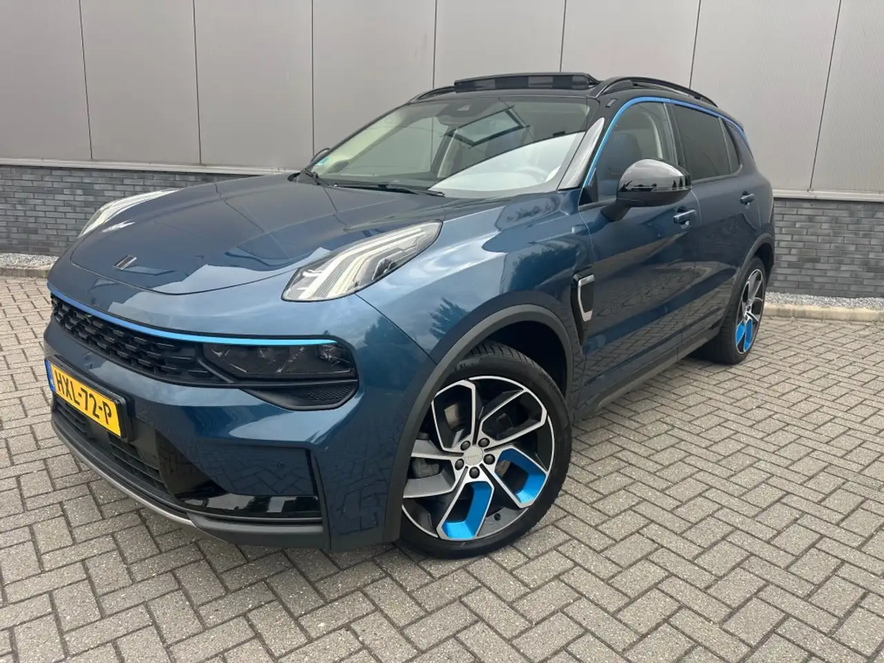 Lynk & Co 01 2022