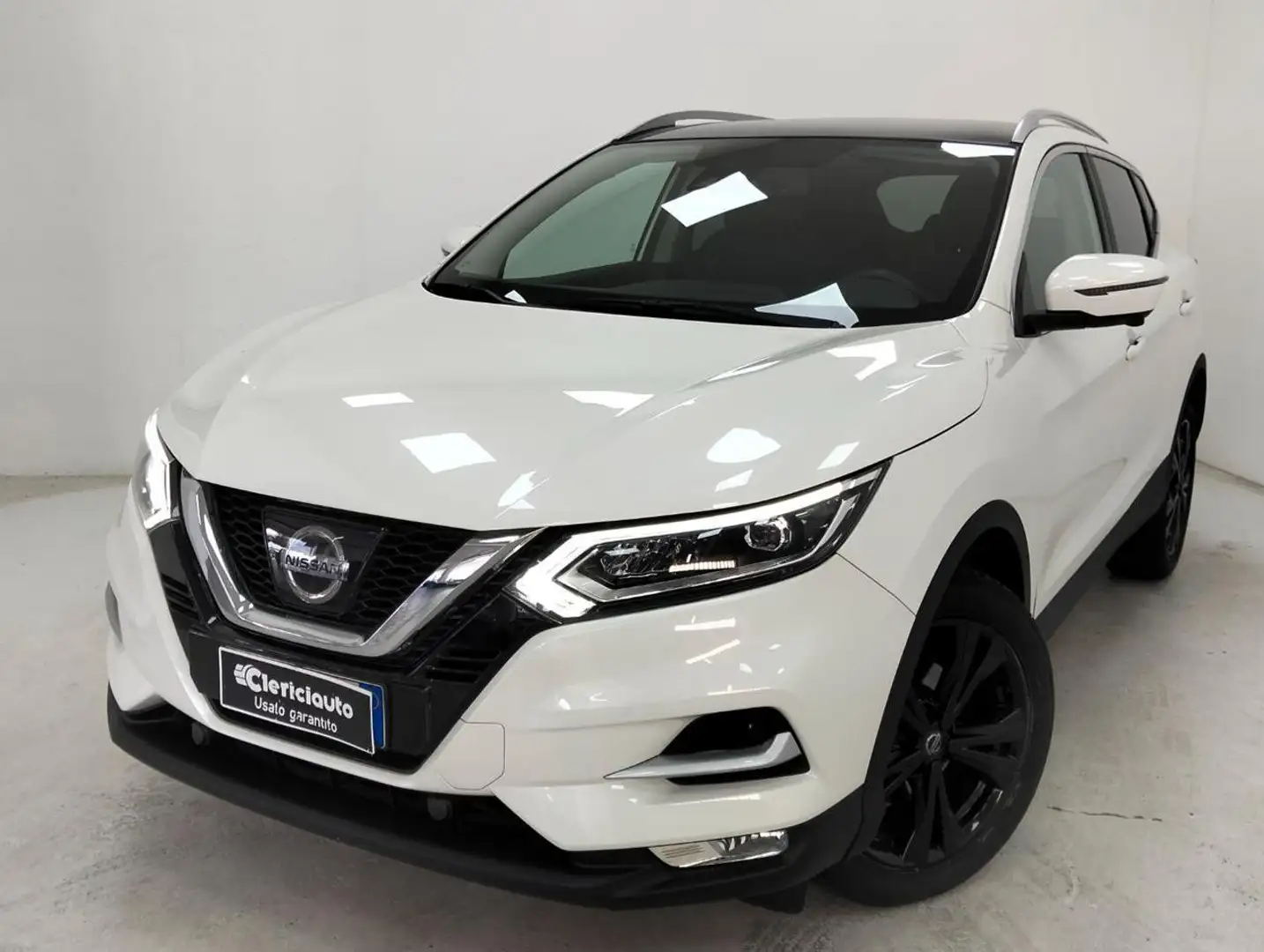 Nissan Qashqai 1.2 DIG-T N-Connecta aut. (TETTO PAN.) Bianco - 1
